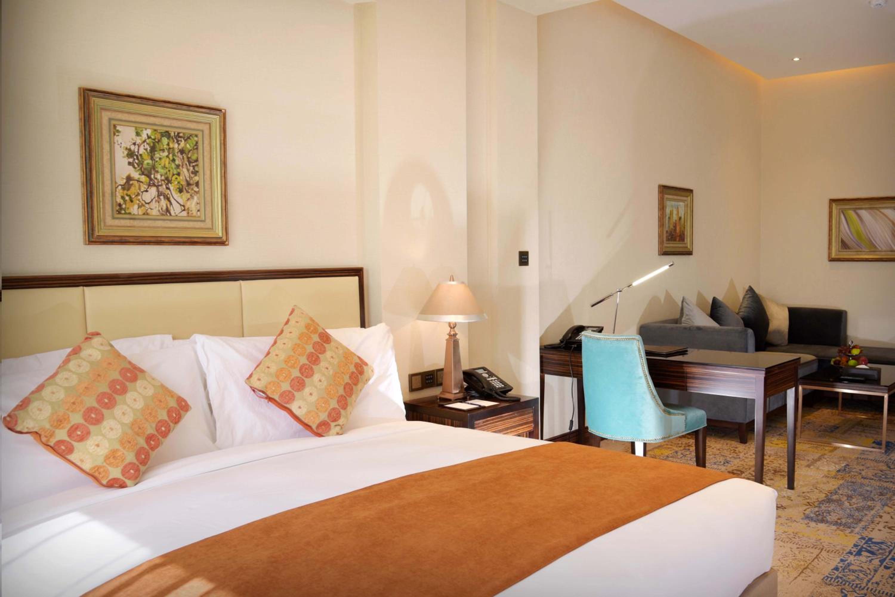 Superior King Room