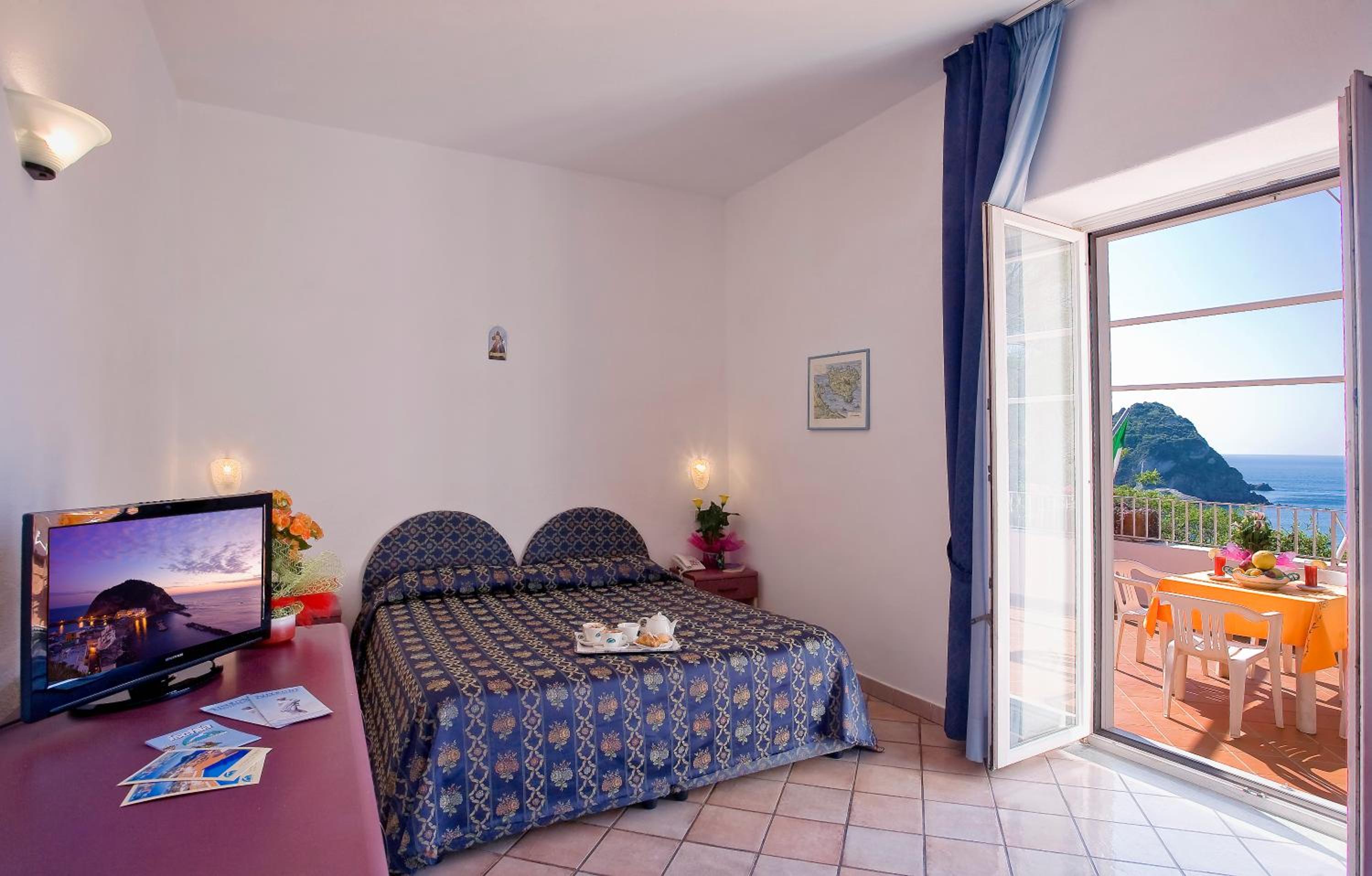 Junior Suite with Balcony