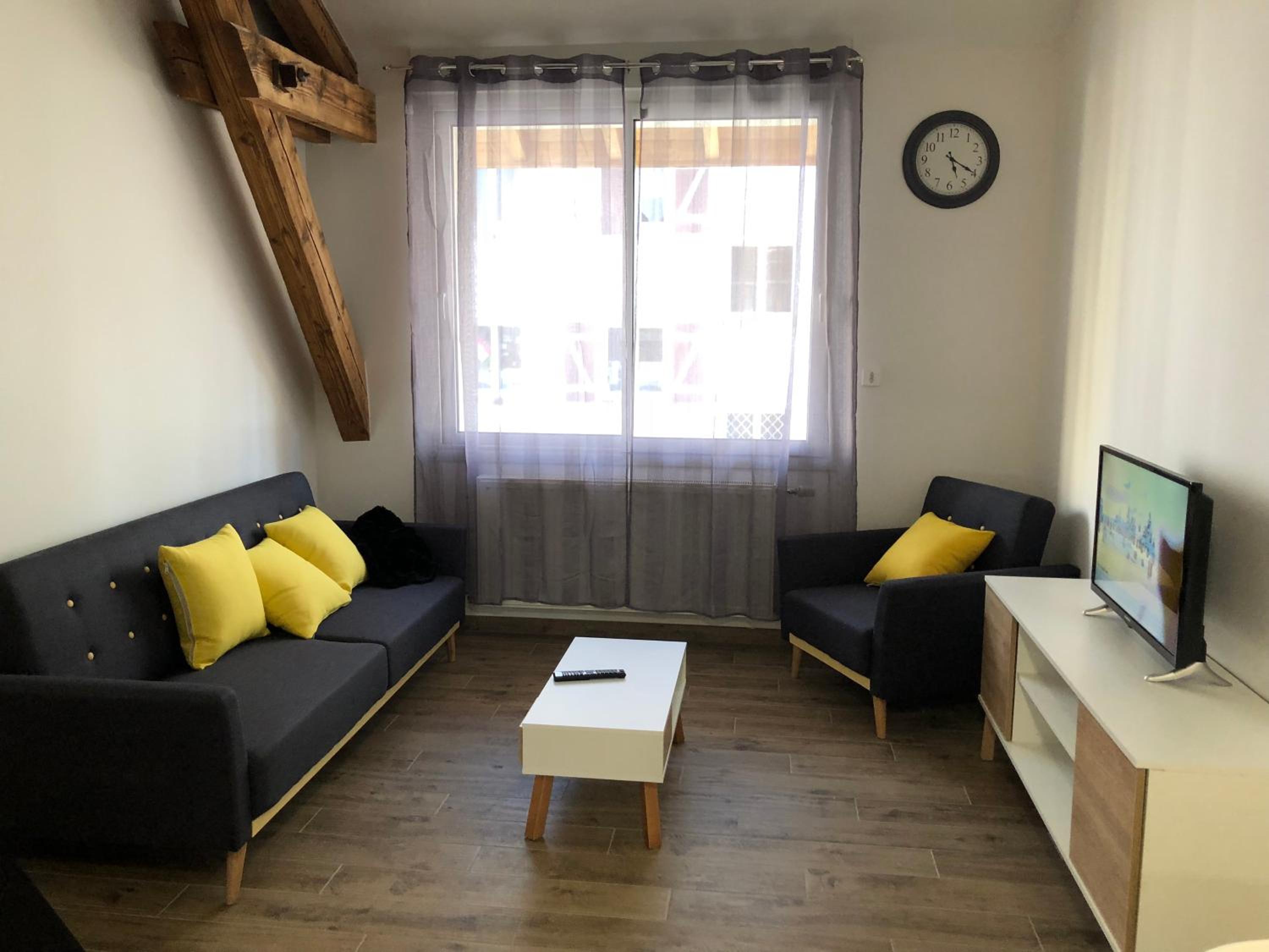 One-Bedroom Apartment (4 Adults) photo 2