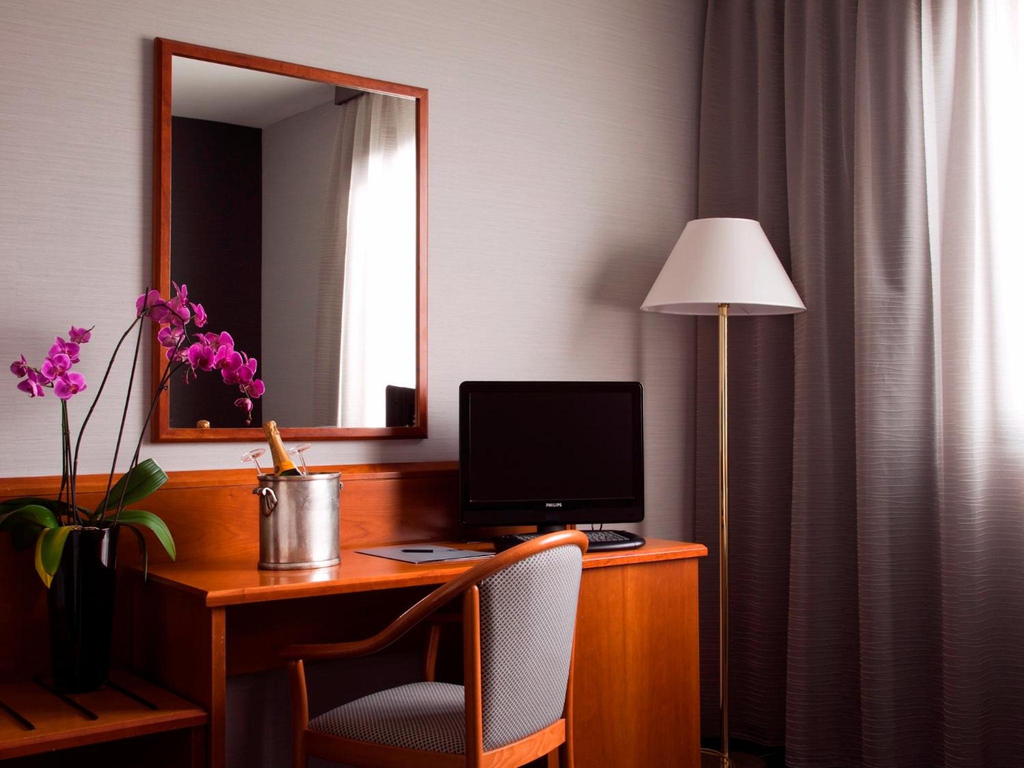 Standard Triple Room photo 2