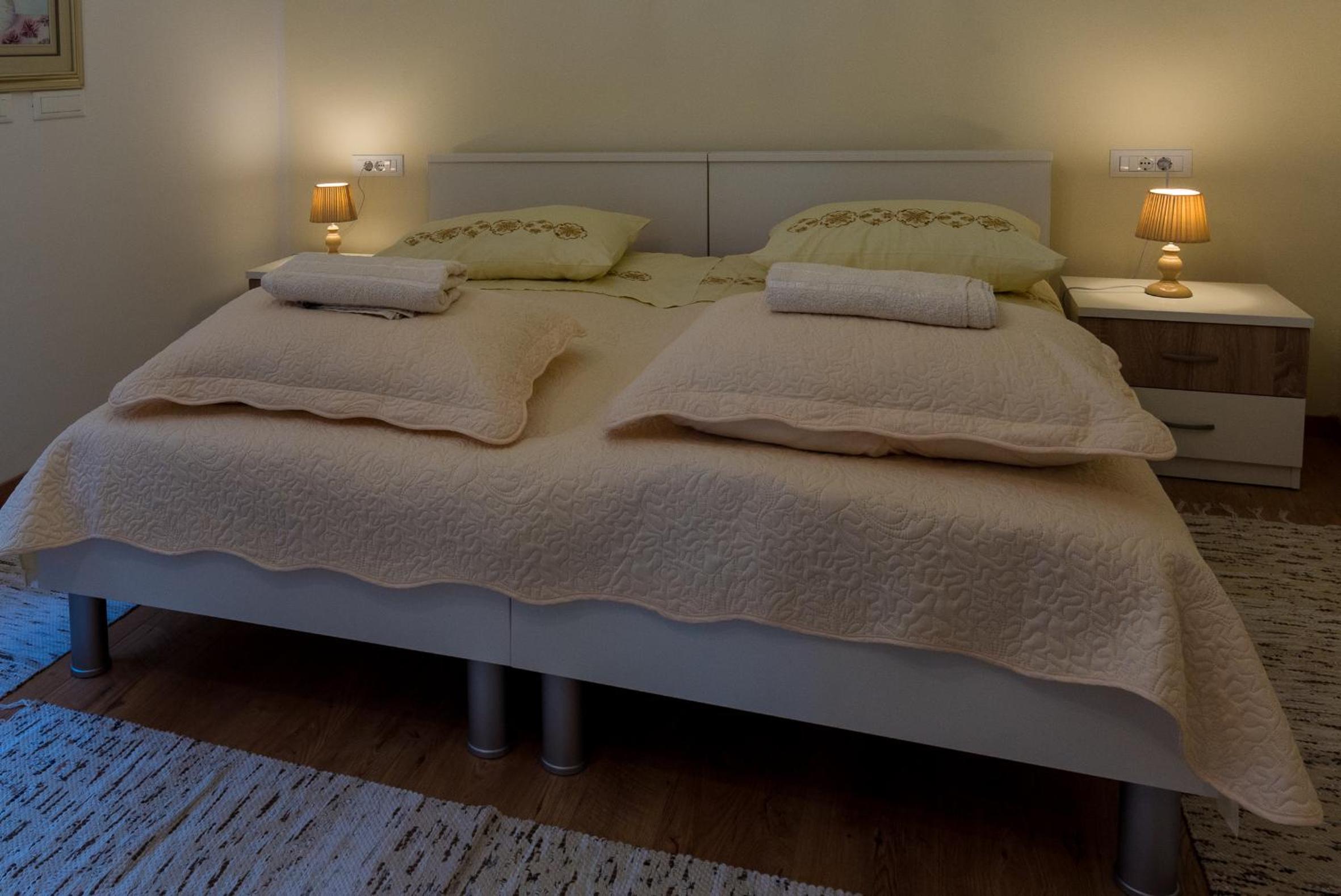 Apartment - Photo 20
