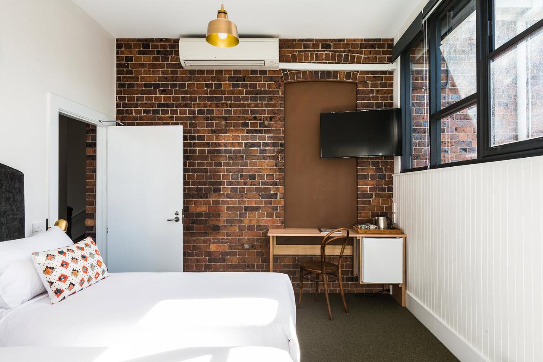 Twin Room - Disability Access photo 3
