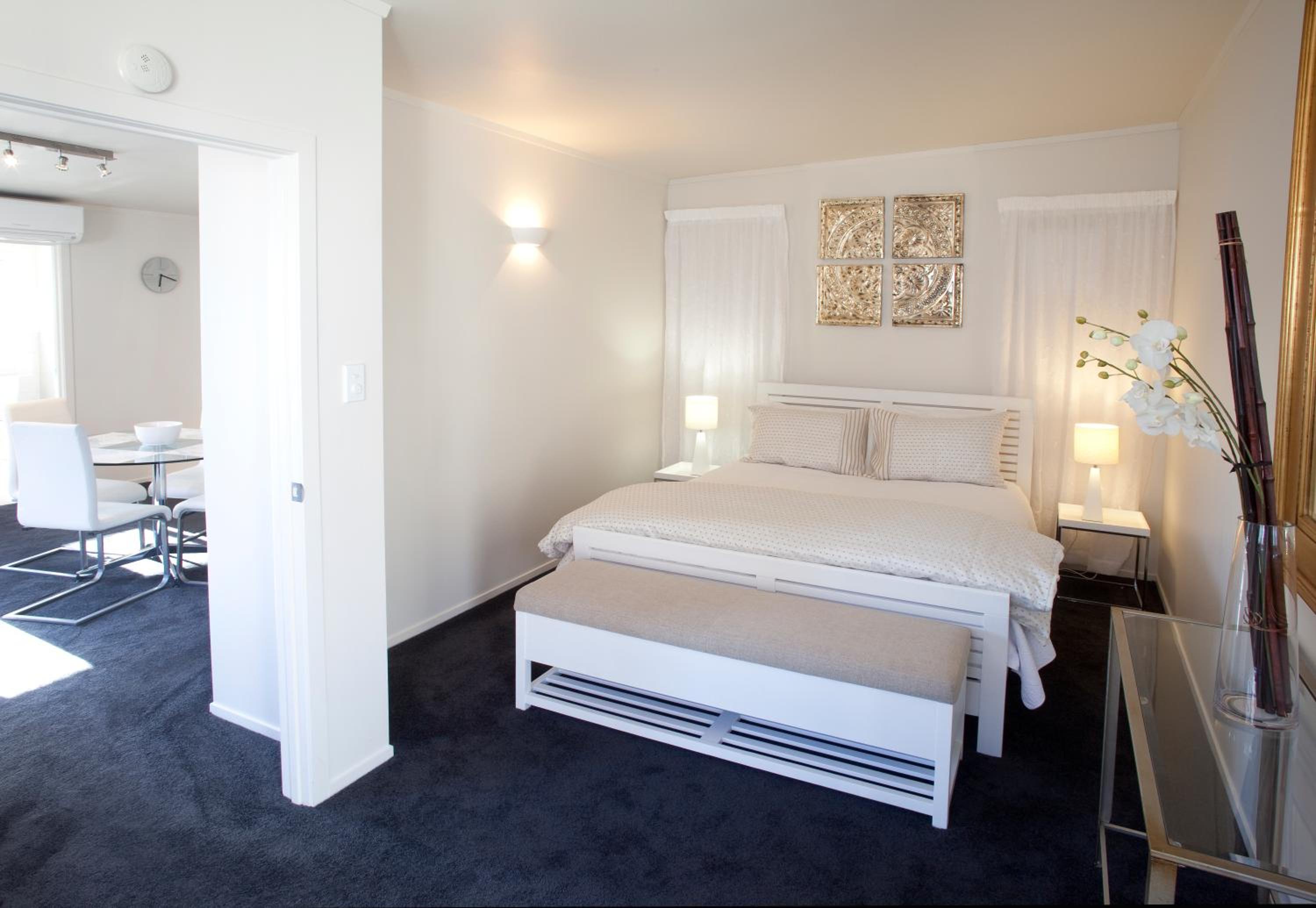 Luxury One-Bedroom Apartment - Unit 2 - Photo 1