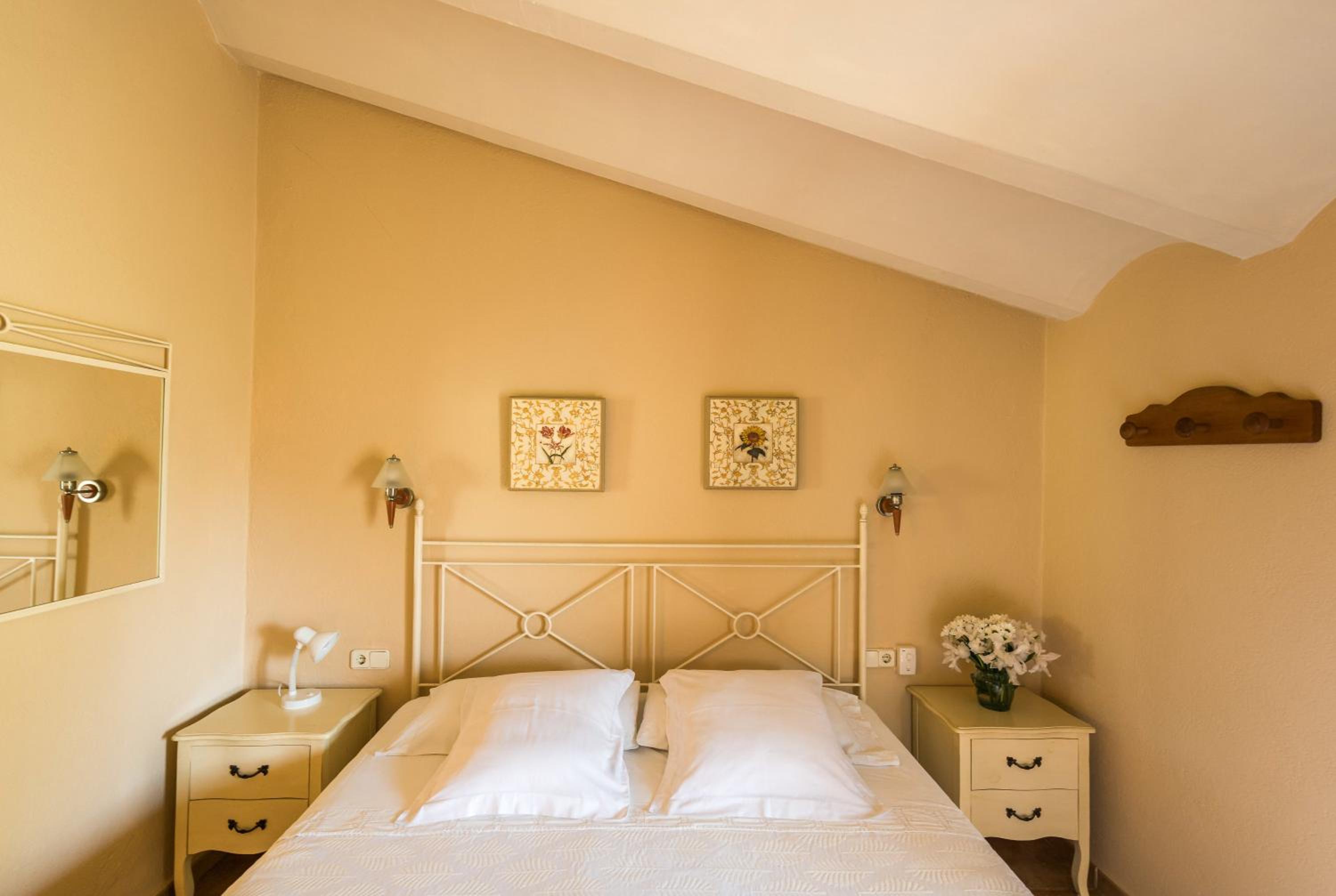 Habitación Doble Clásica con Balcón
