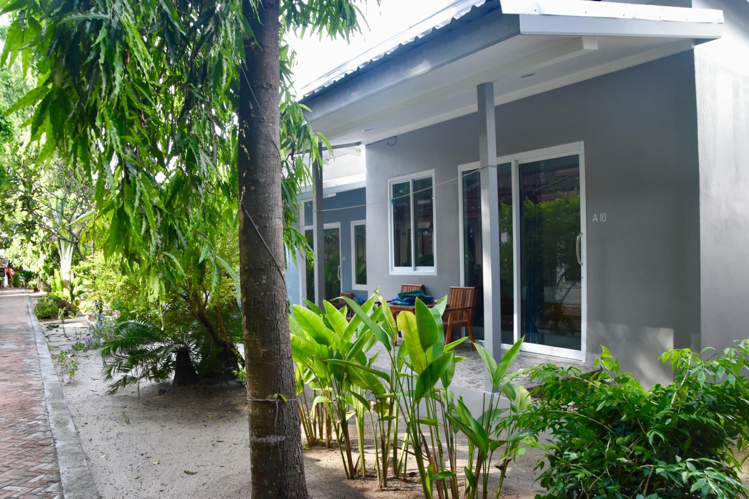 Standard Bungalow with Air Conditioning photo 3