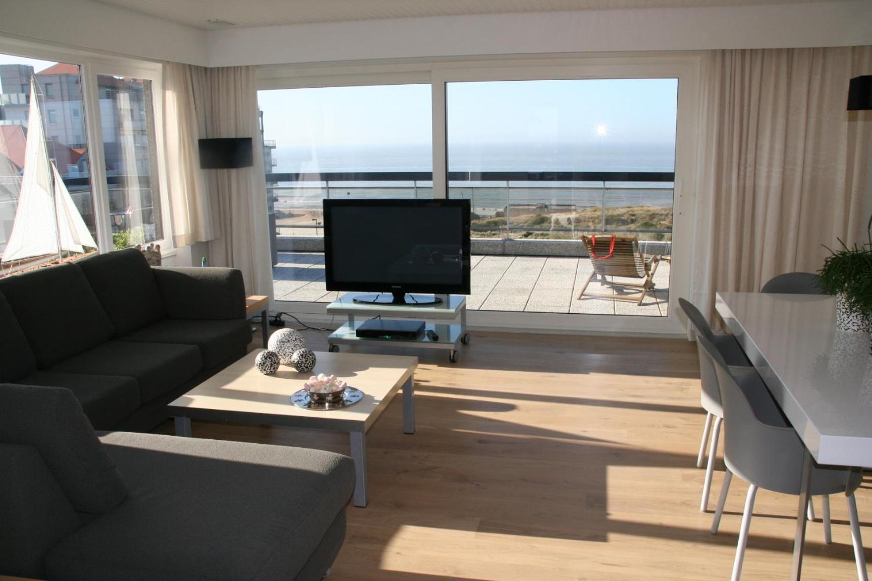 Apartment photo 3