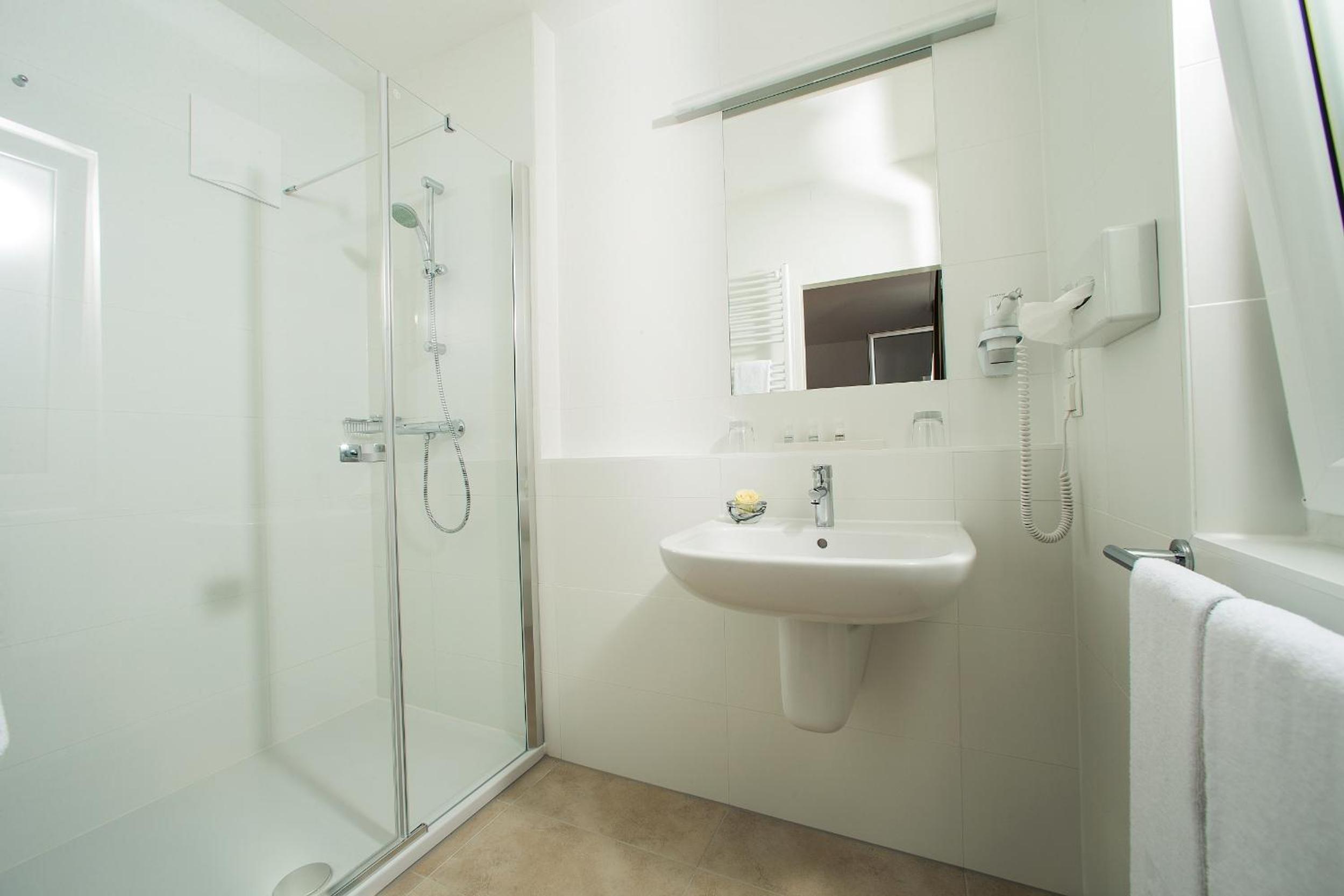 Special Offer - Double Room without Balcony photo 2