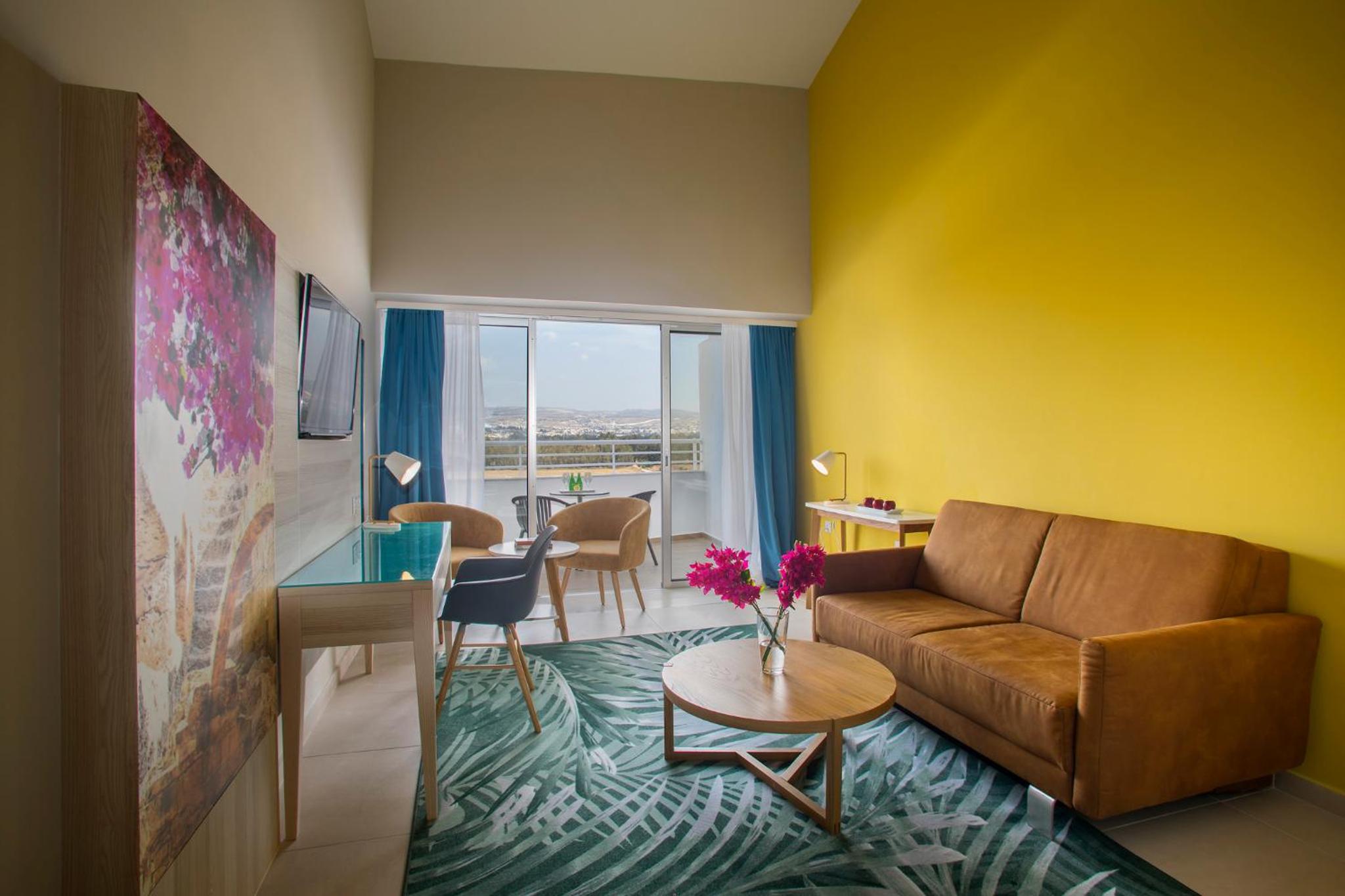 Loft Room with Inland View