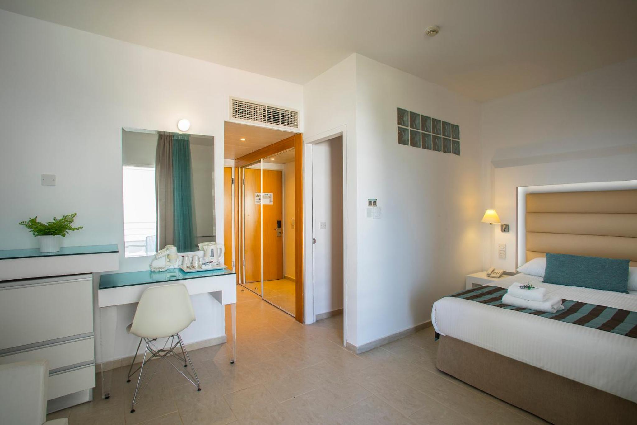 Executive Studio with Sea View