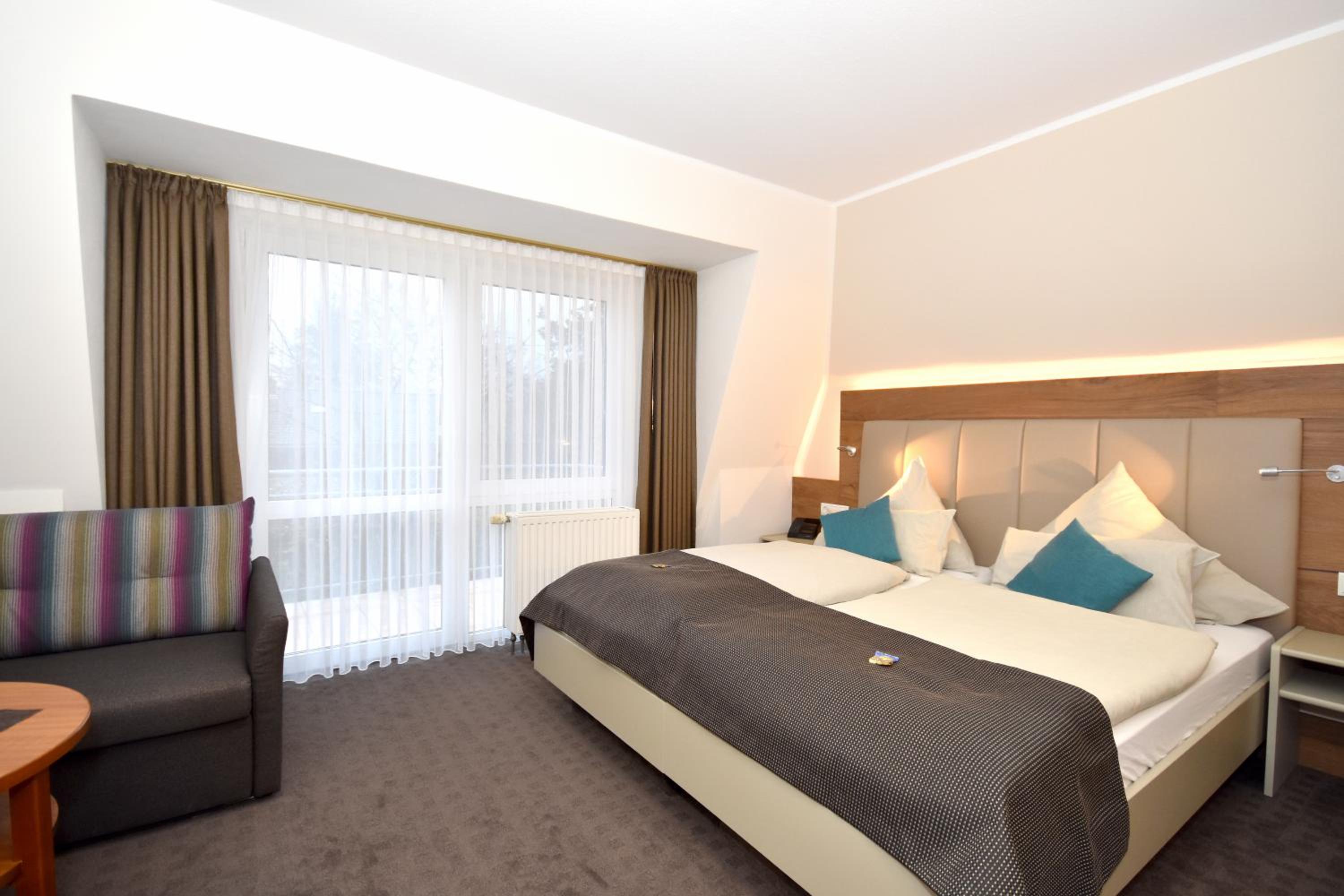 Double Room - Photo 18