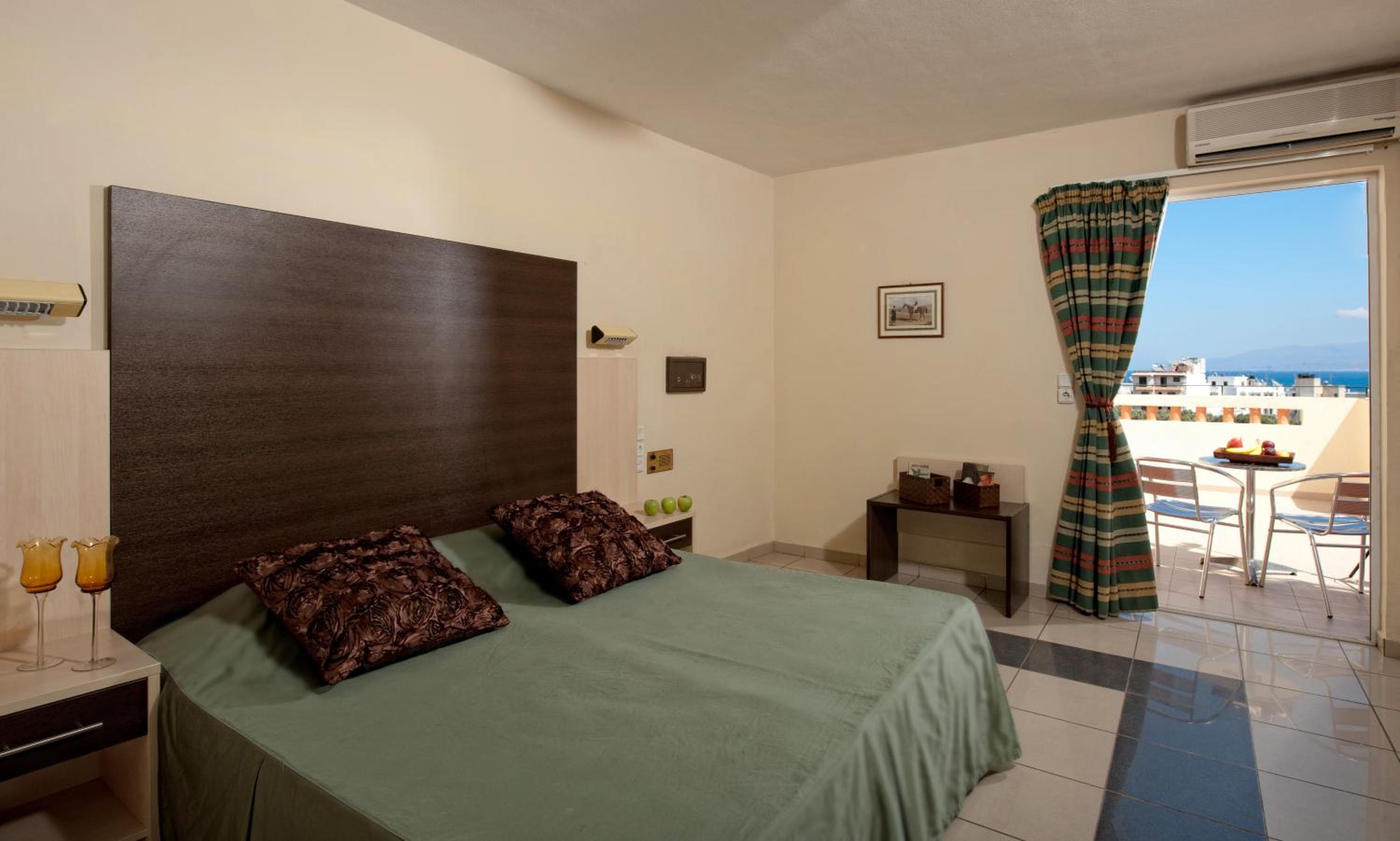 Standard Suite