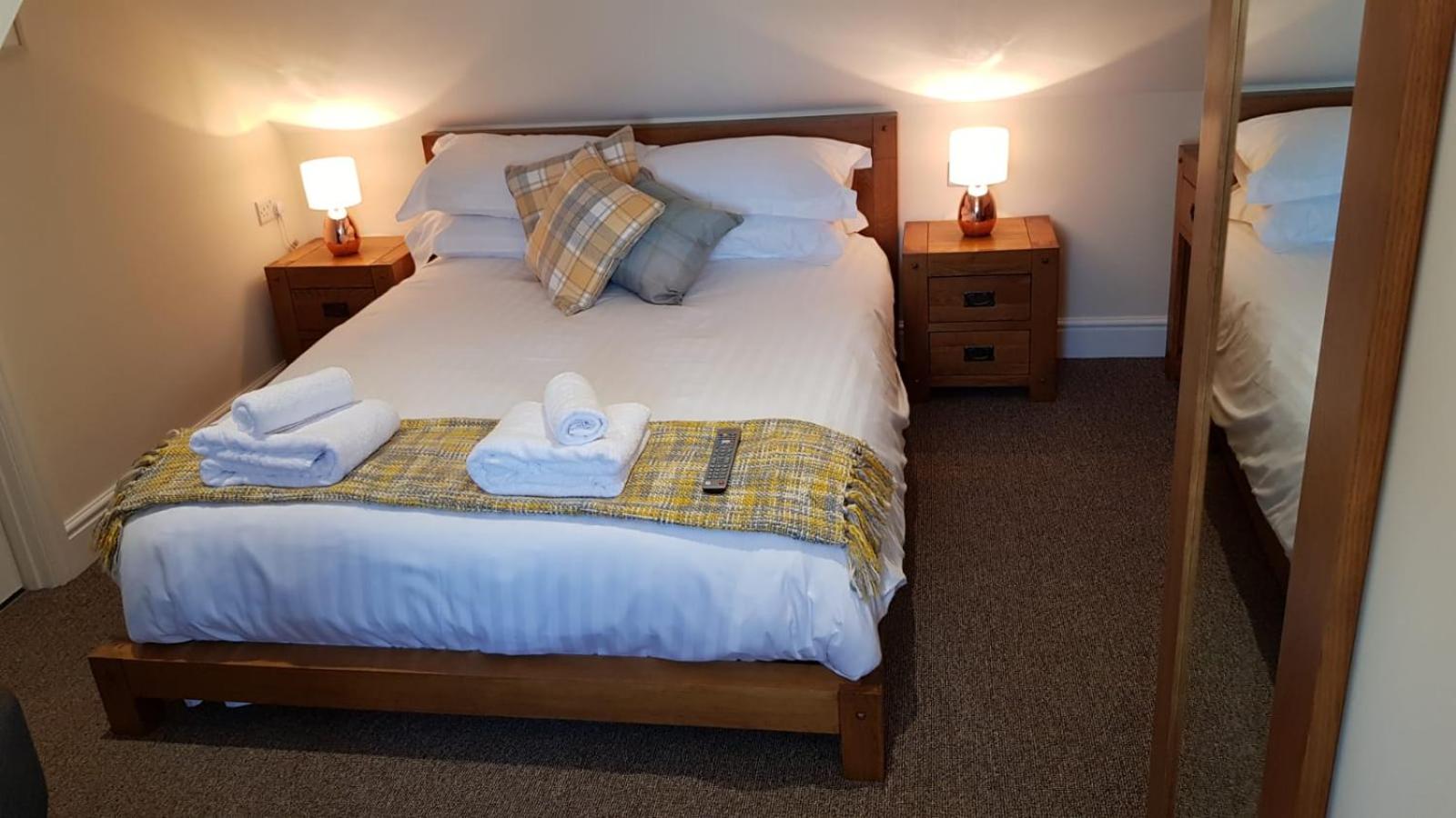 Superior King Room - Photo 2