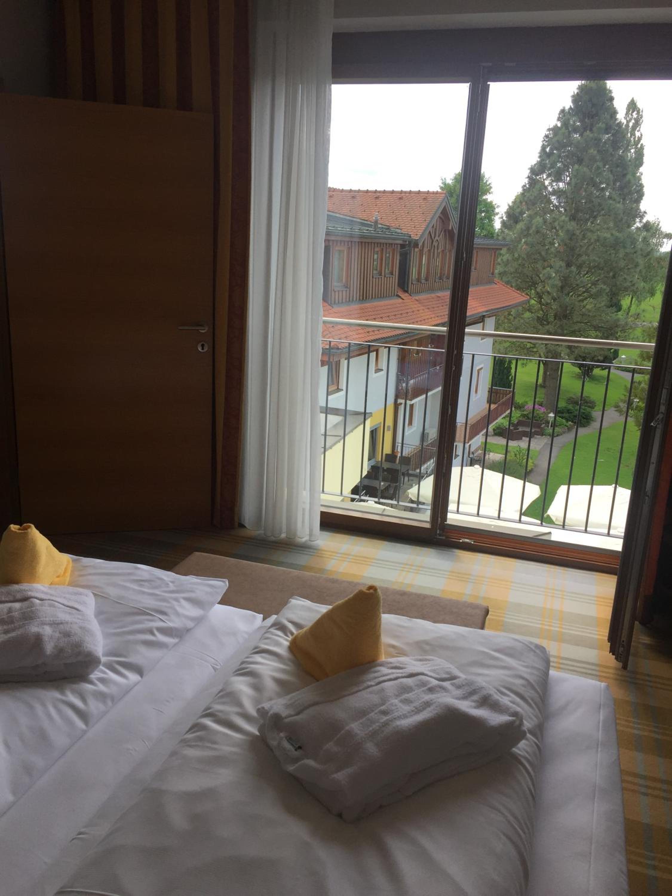 Superior Suite - Photo 9