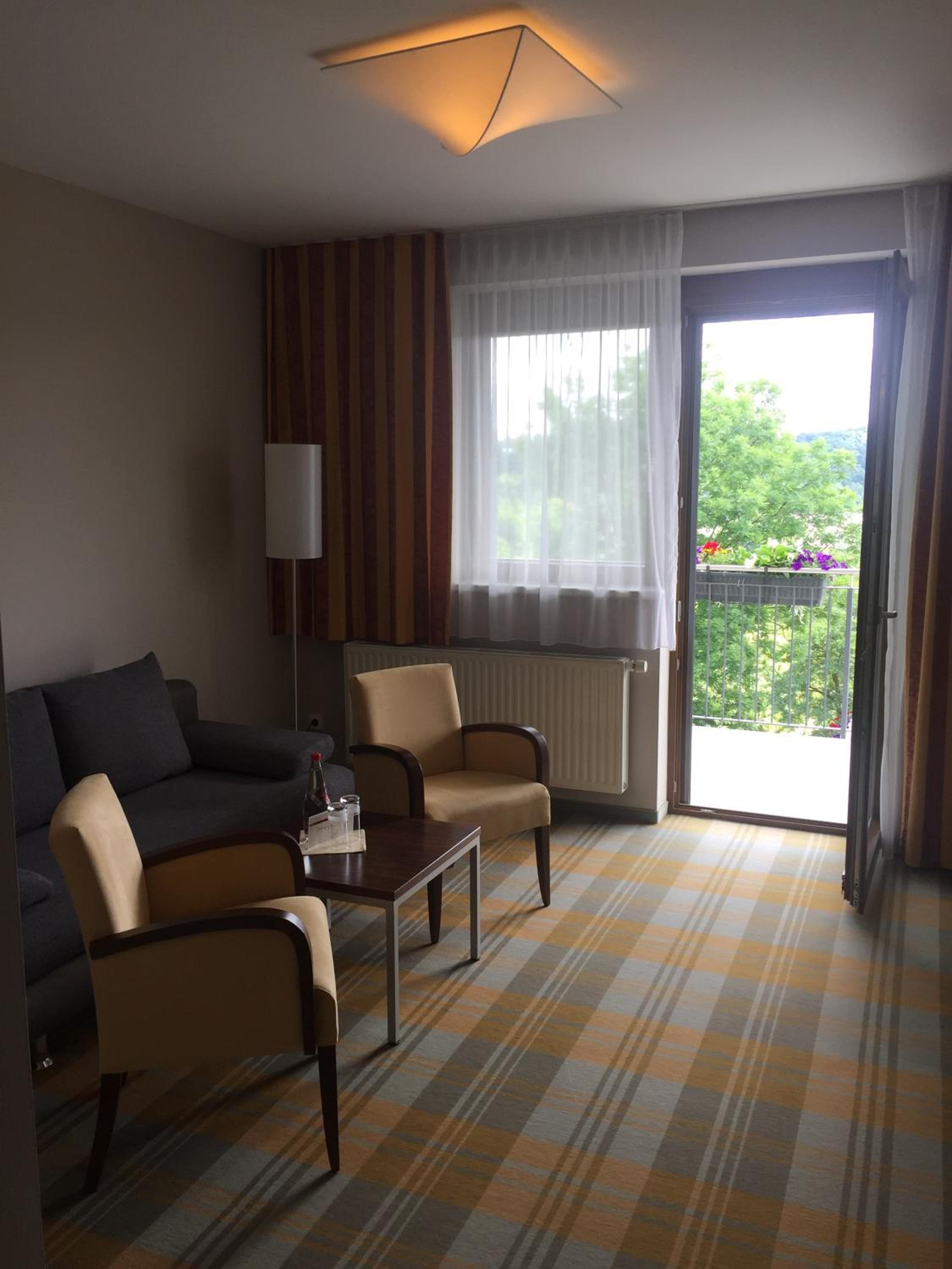 Superior Suite - Photo 6