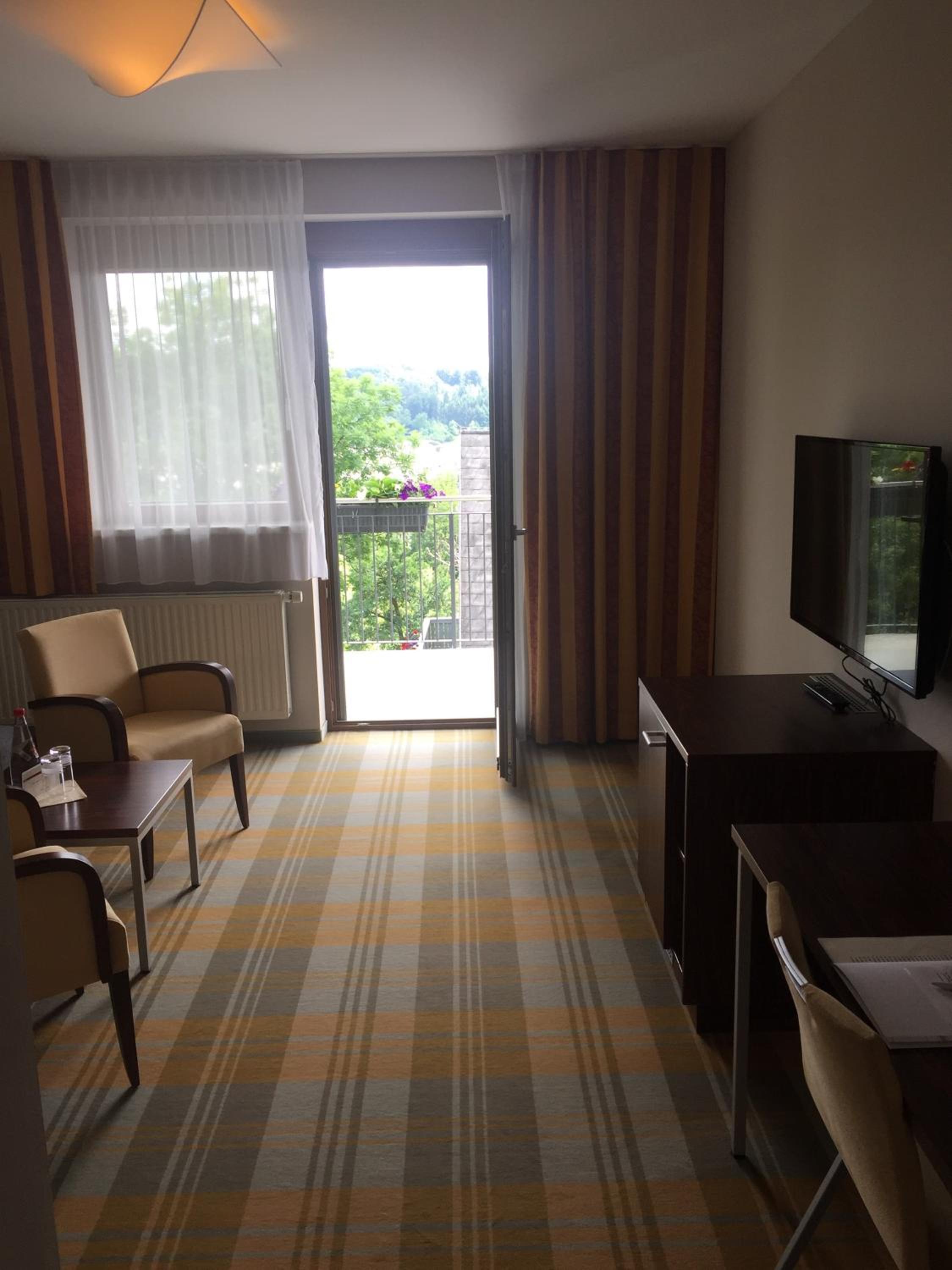 Superior Suite - Photo 2