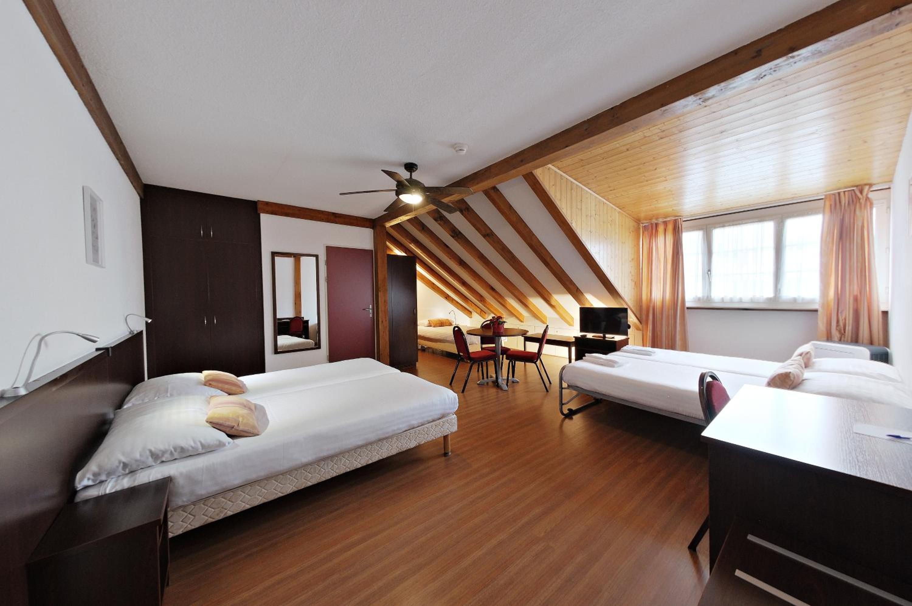 Triple Room photo 2