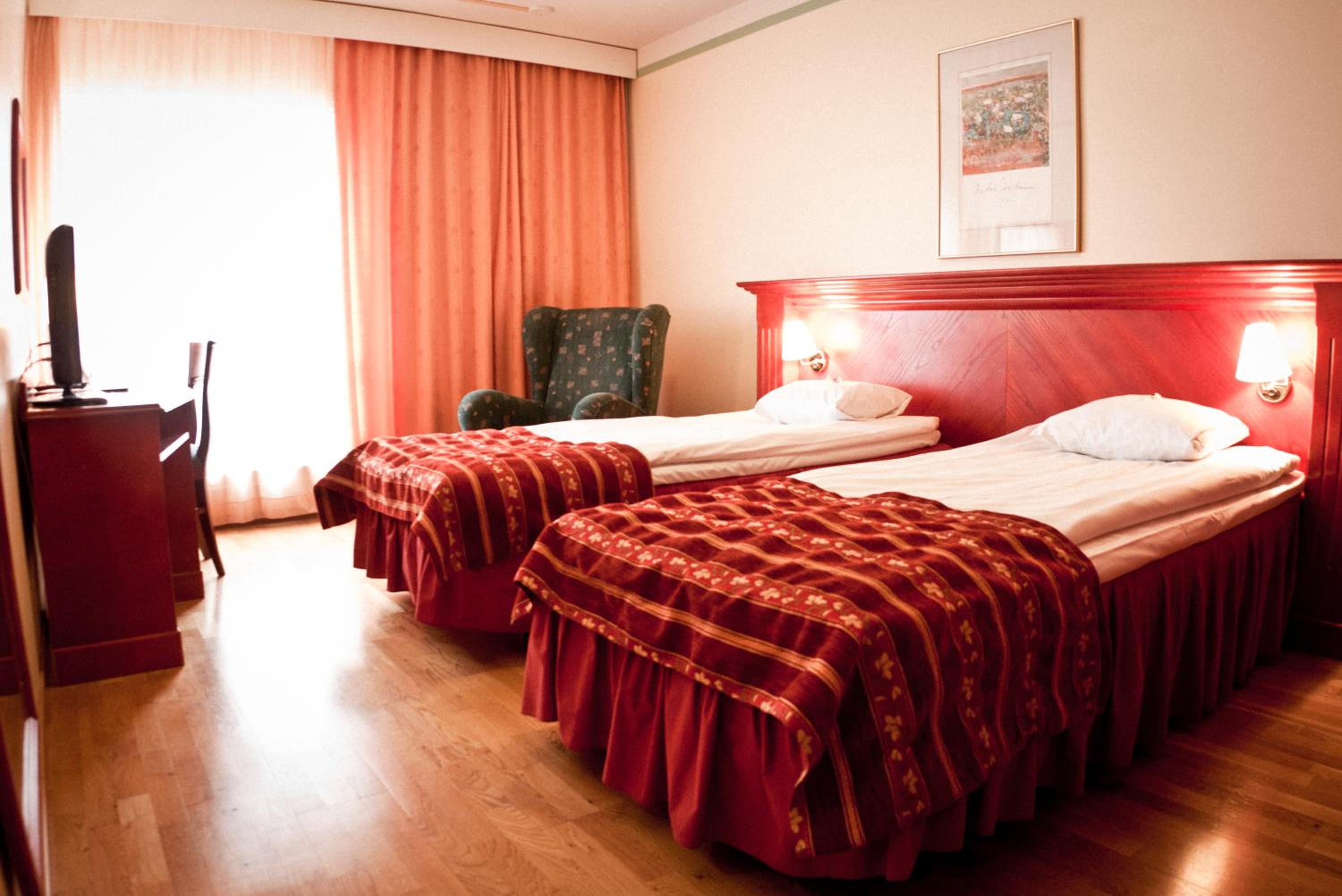 Standard Double or Twin Room photo 1