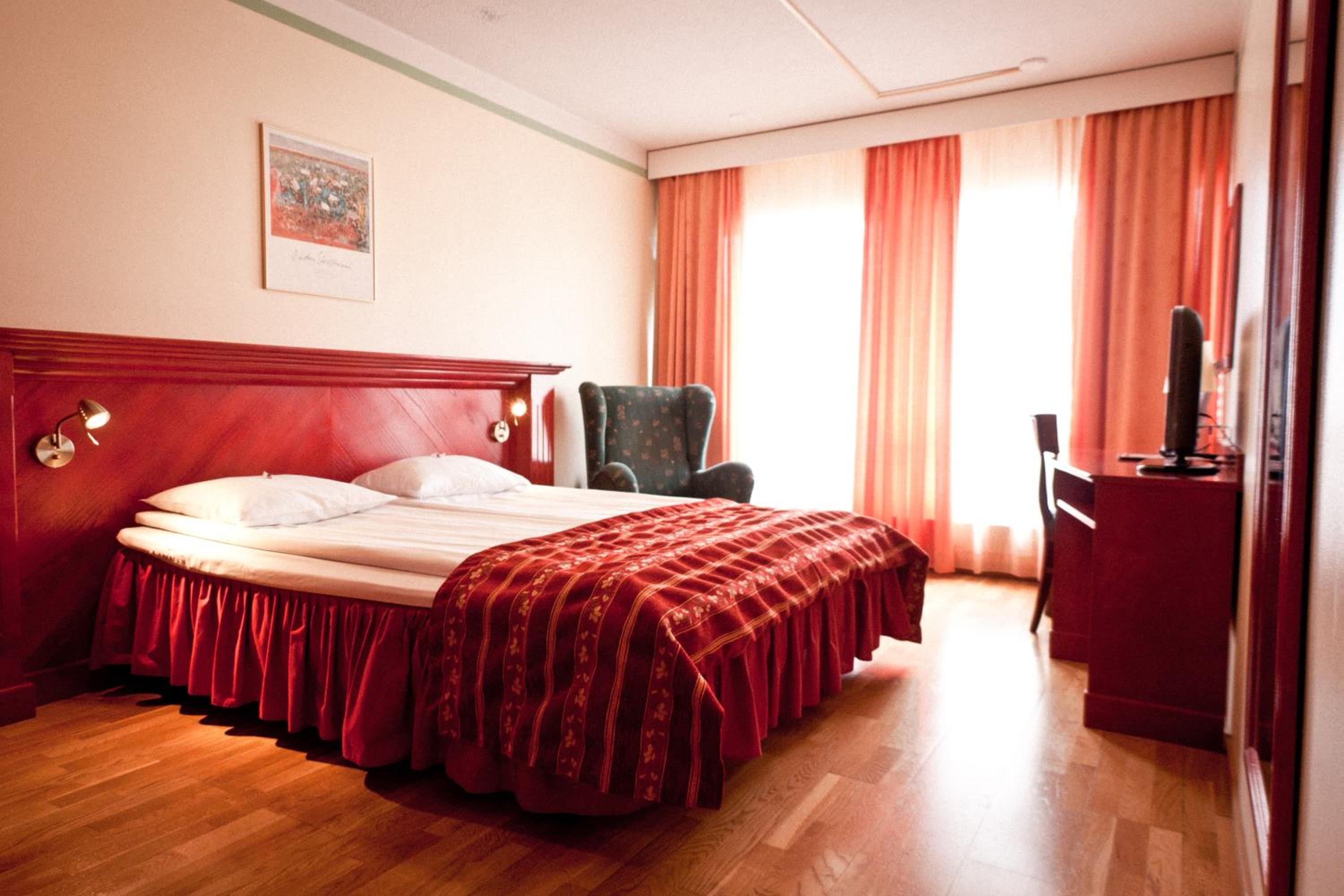 Standard Double or Twin Room photo 2