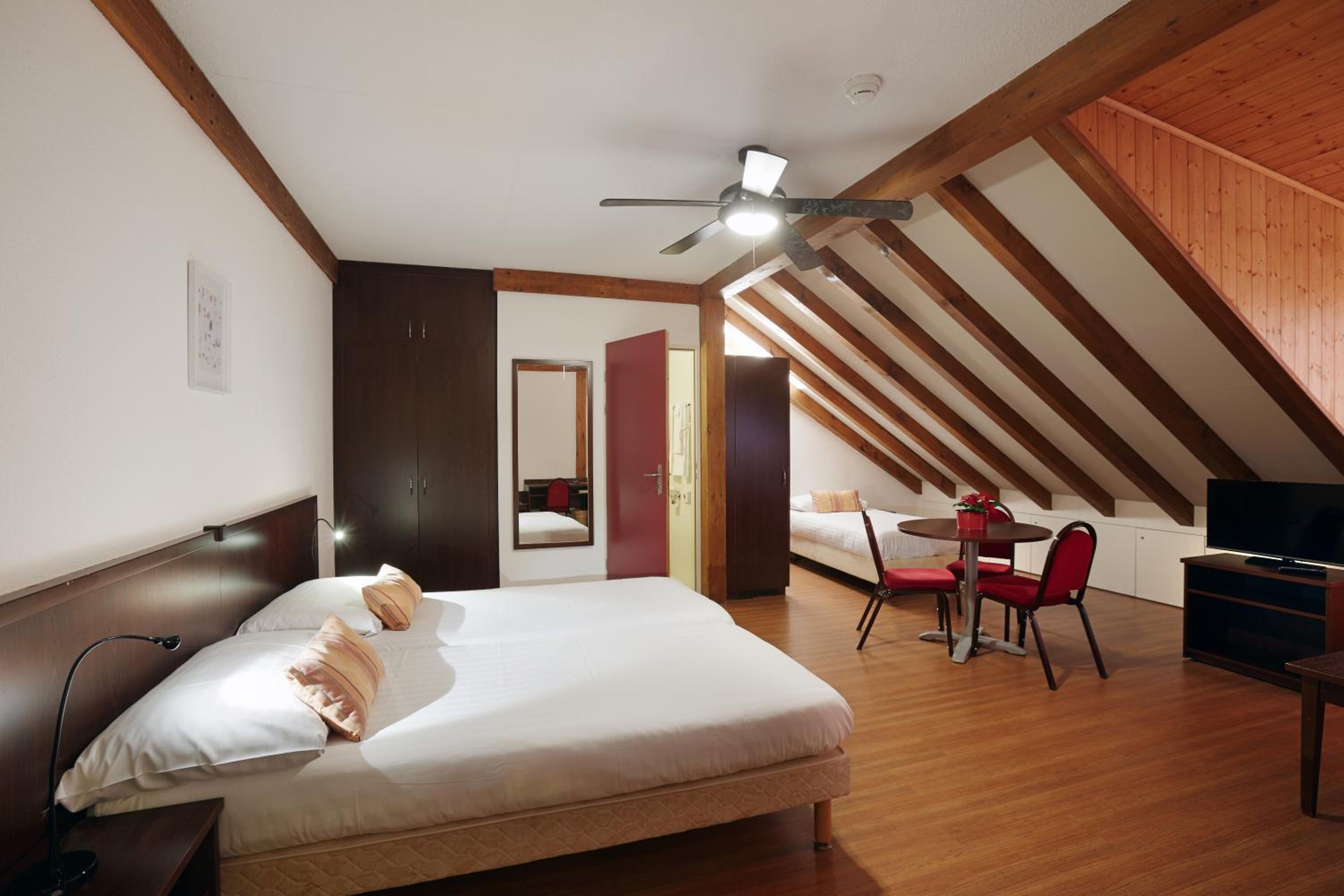 Quintuple Room photo 2