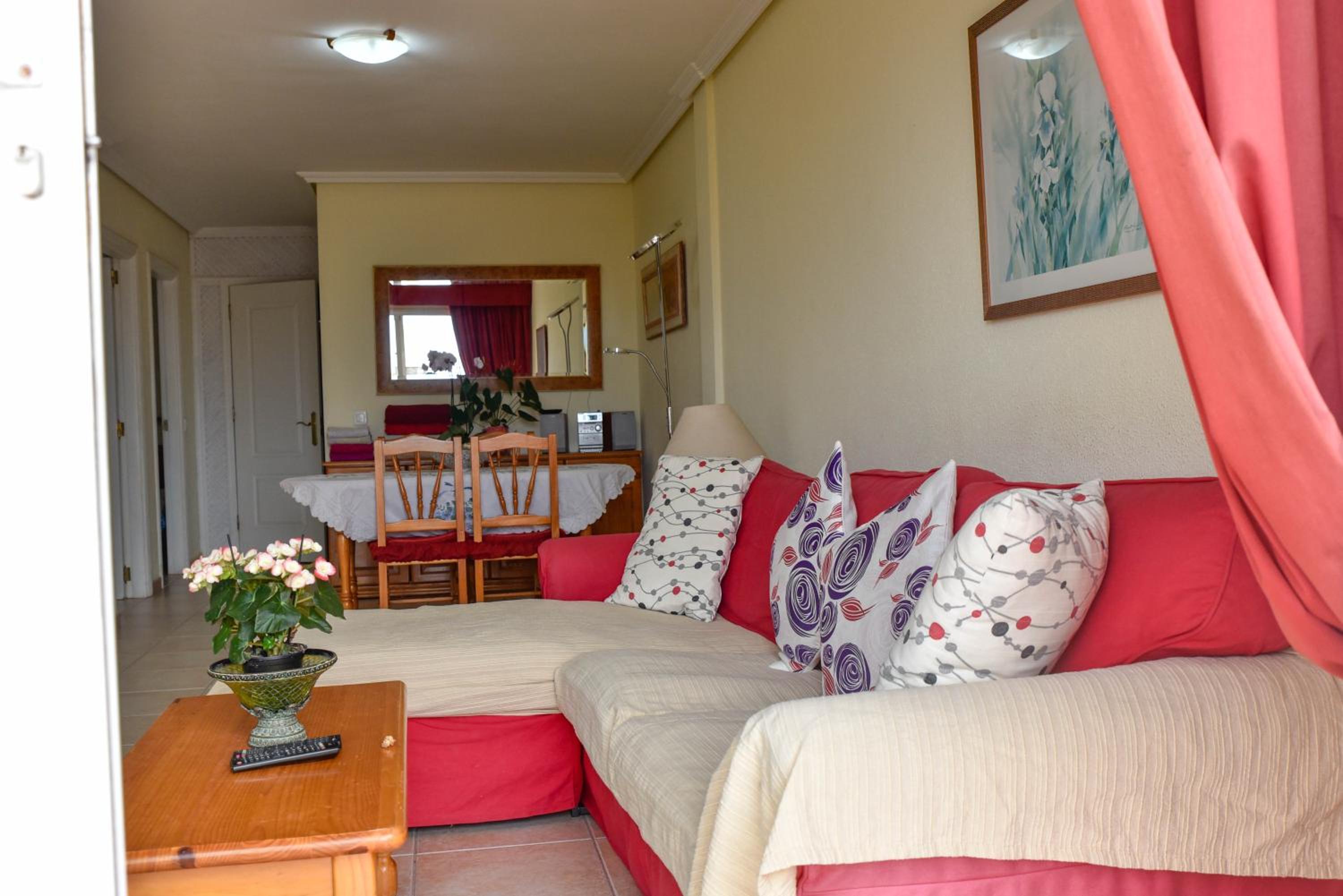 Apartamento con Jardín Privado para 4 adultos
