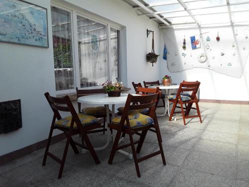Apartment with Terrace photo 2