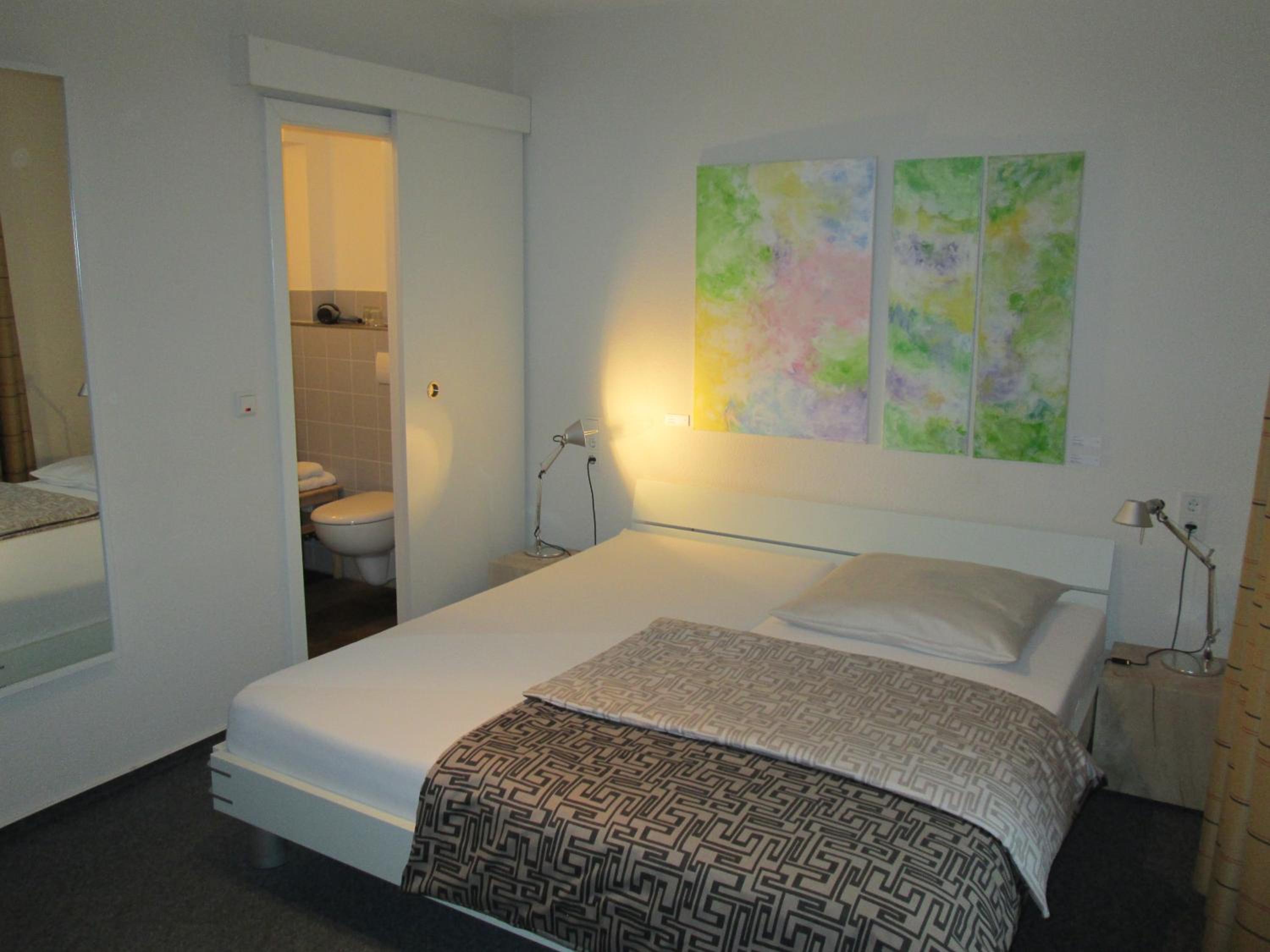 Double Room - Photo 2
