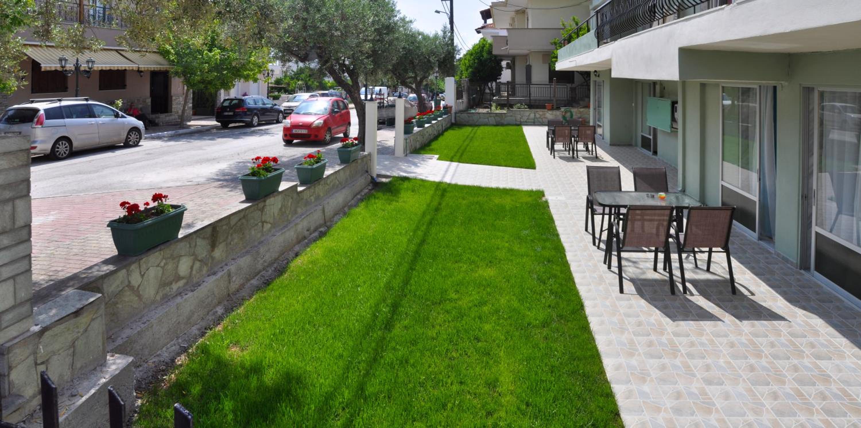 Two-Bedroom Apartment Garden Floor - Photo 18