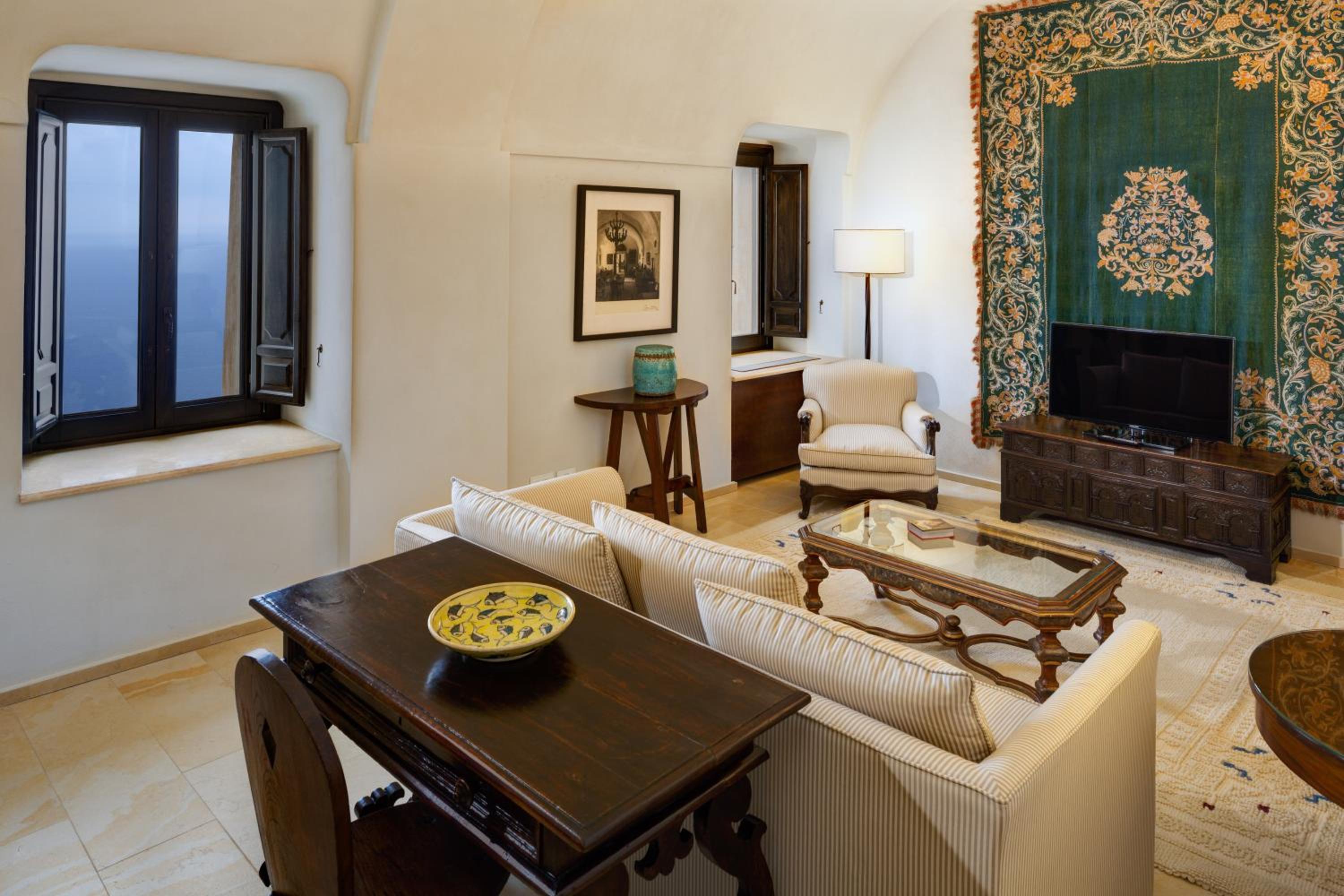 Executive Suite with Sea View - Photo 1