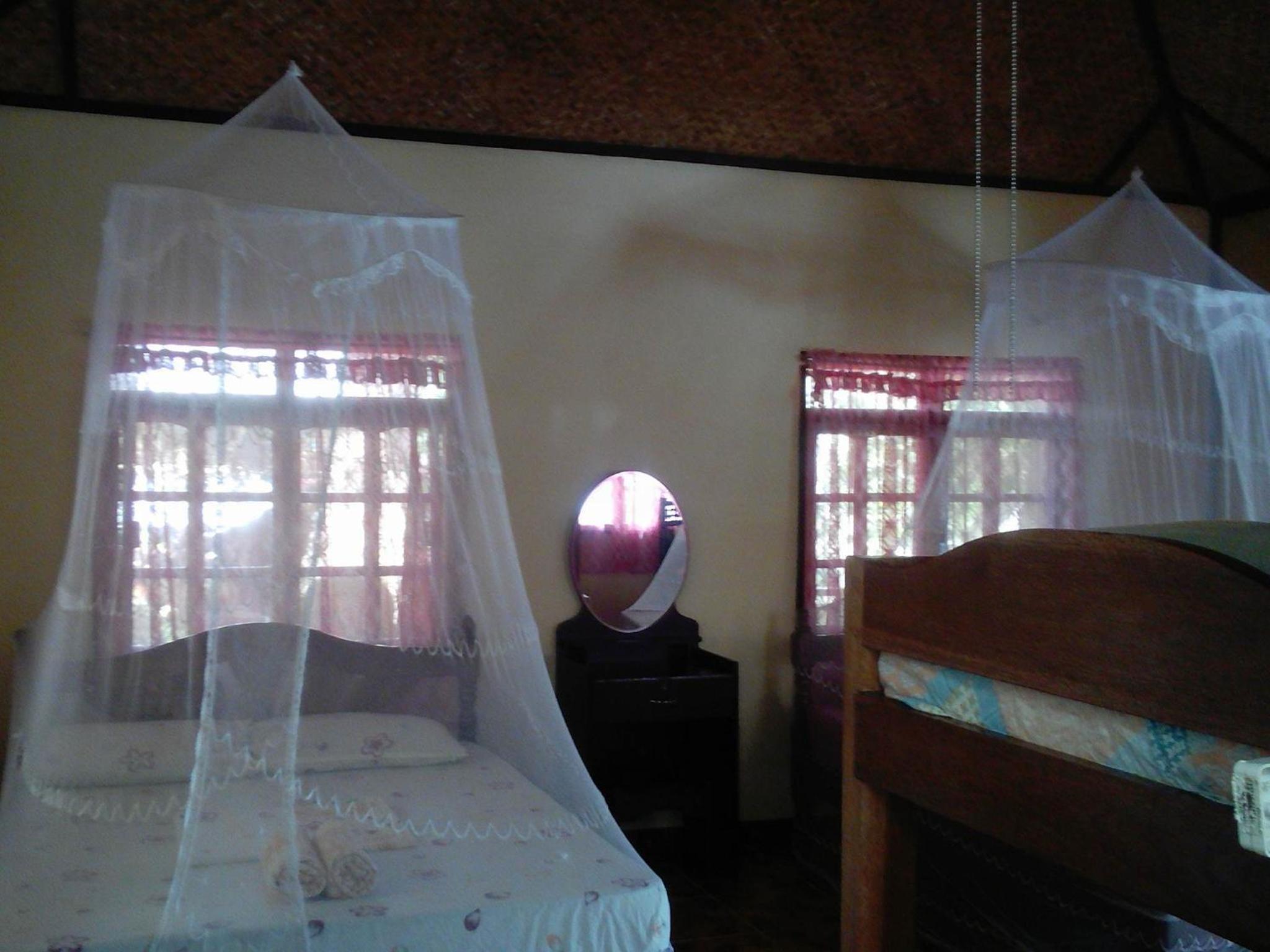 Family Room with Sea View photo 2