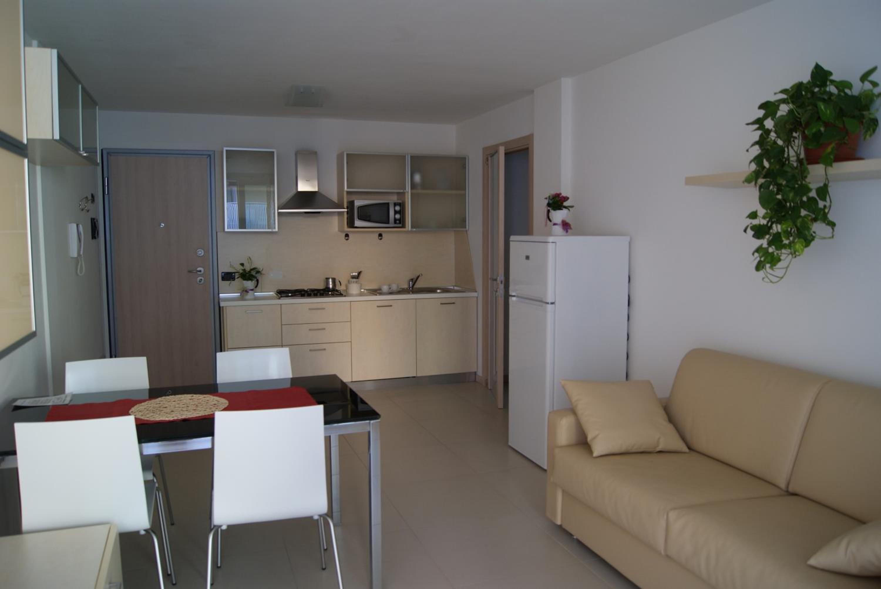One-Bedroom Apartment (4 Adults) photo 2