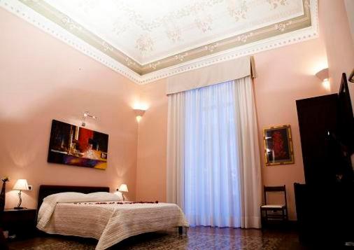 Deluxe Double Room with Spa Bath  - Photo 1