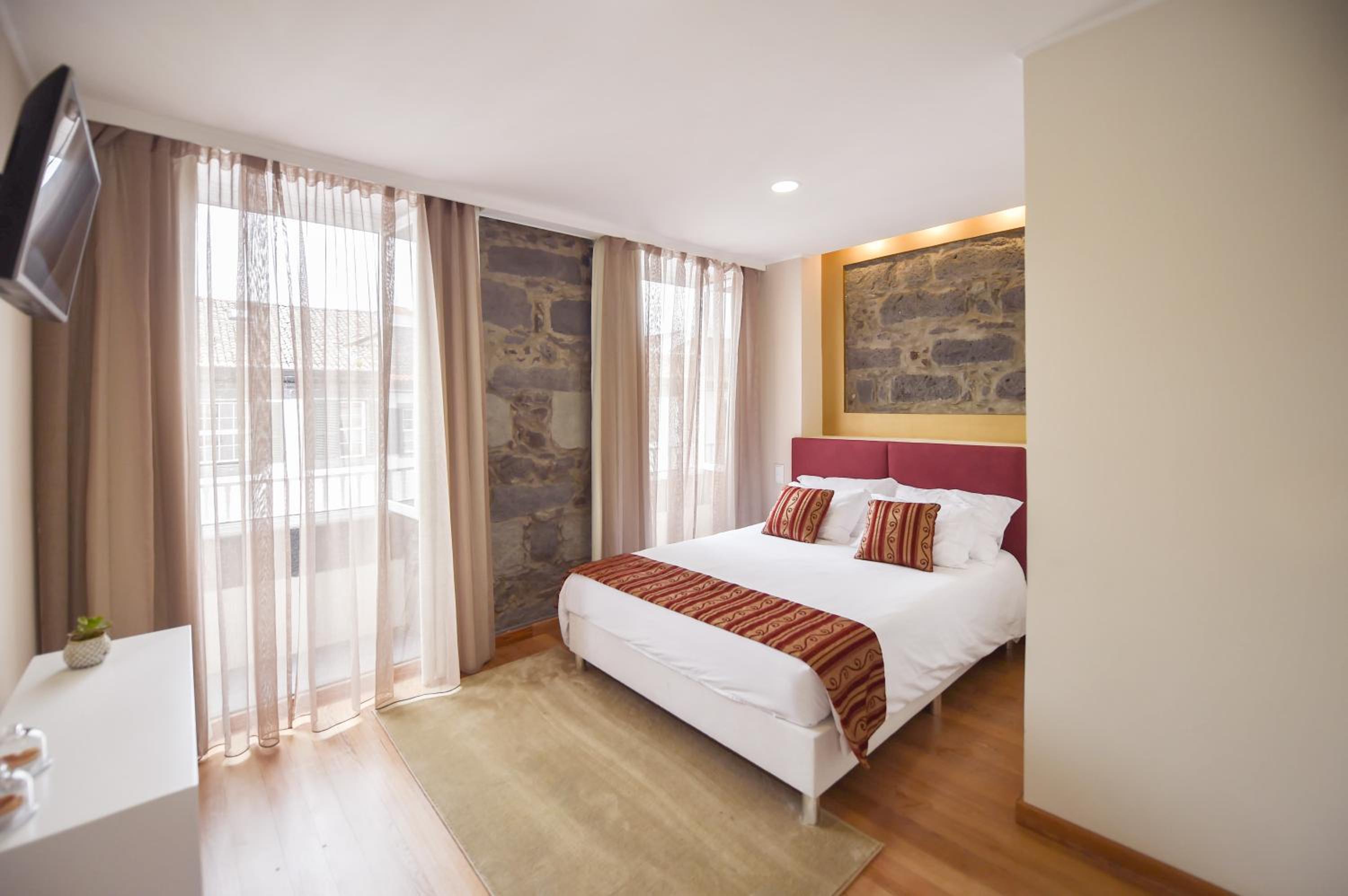 Double Room with Extra Bed photo 1
