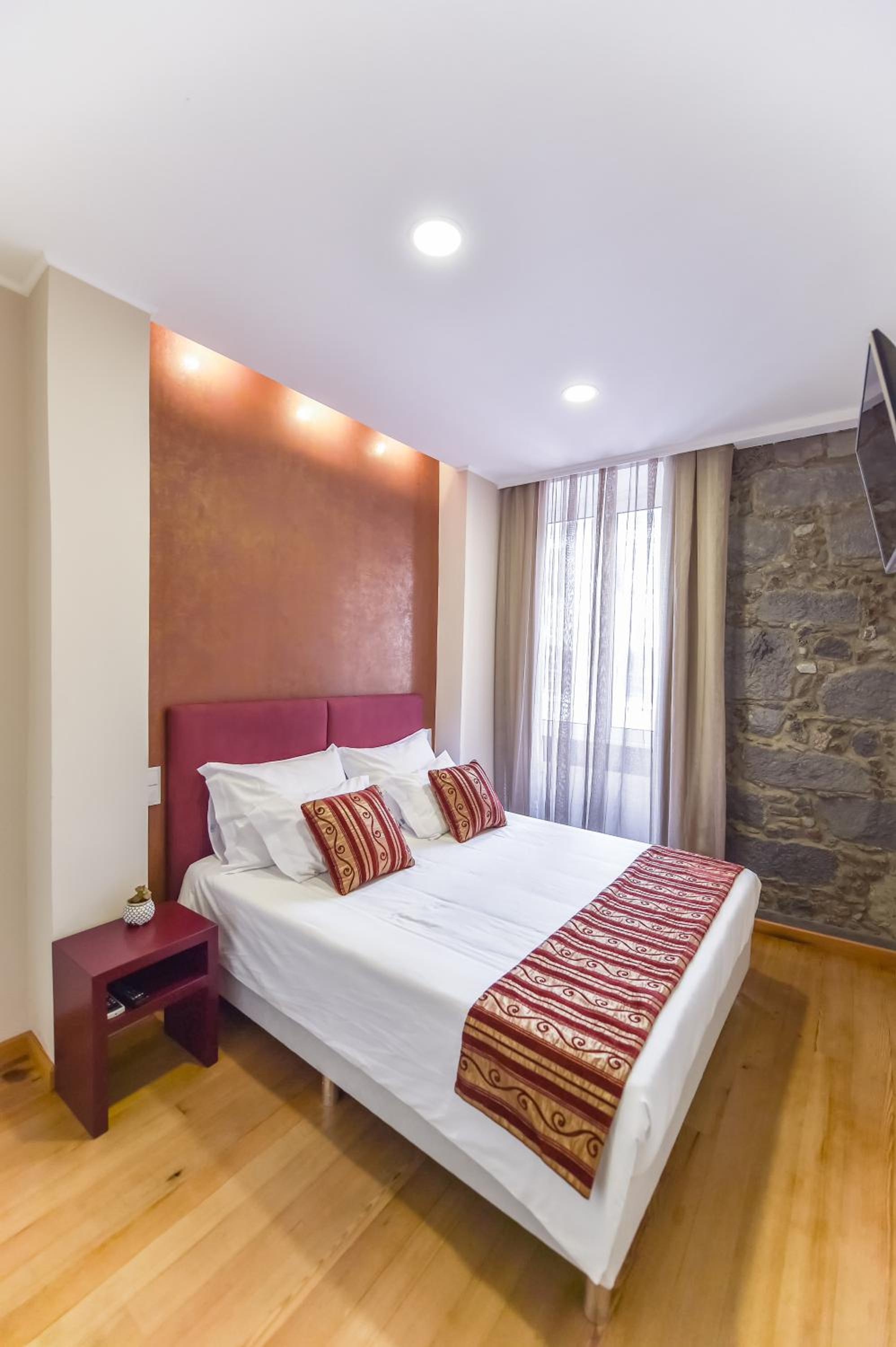 Small Double Room photo 1