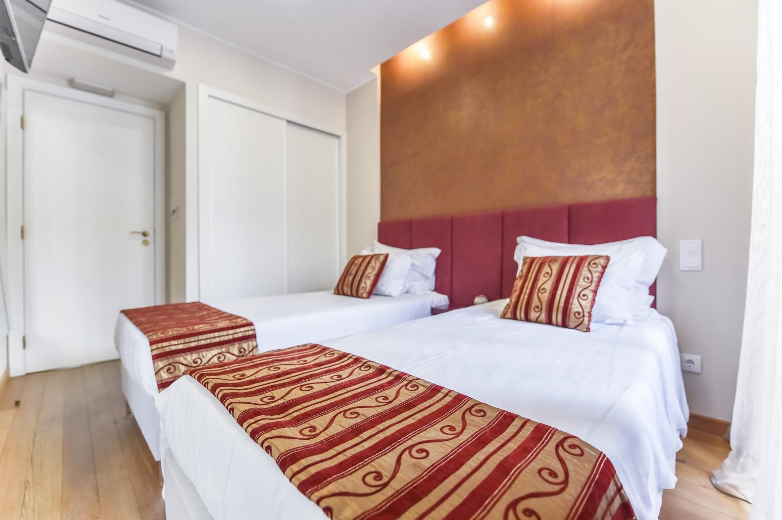 Small Twin Room photo 1