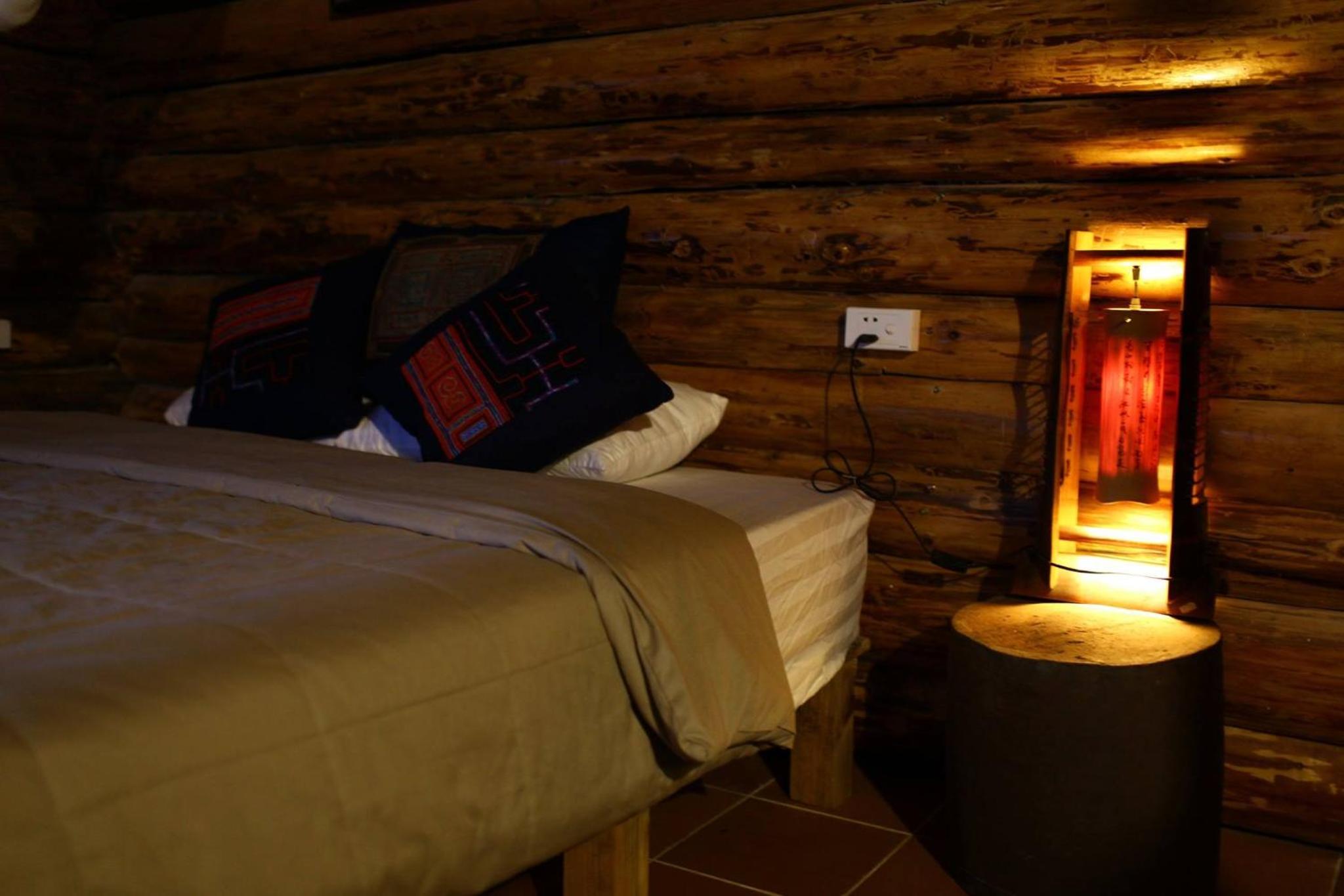 Deluxe Double Room (2 Adults + 1 Child) photo 3