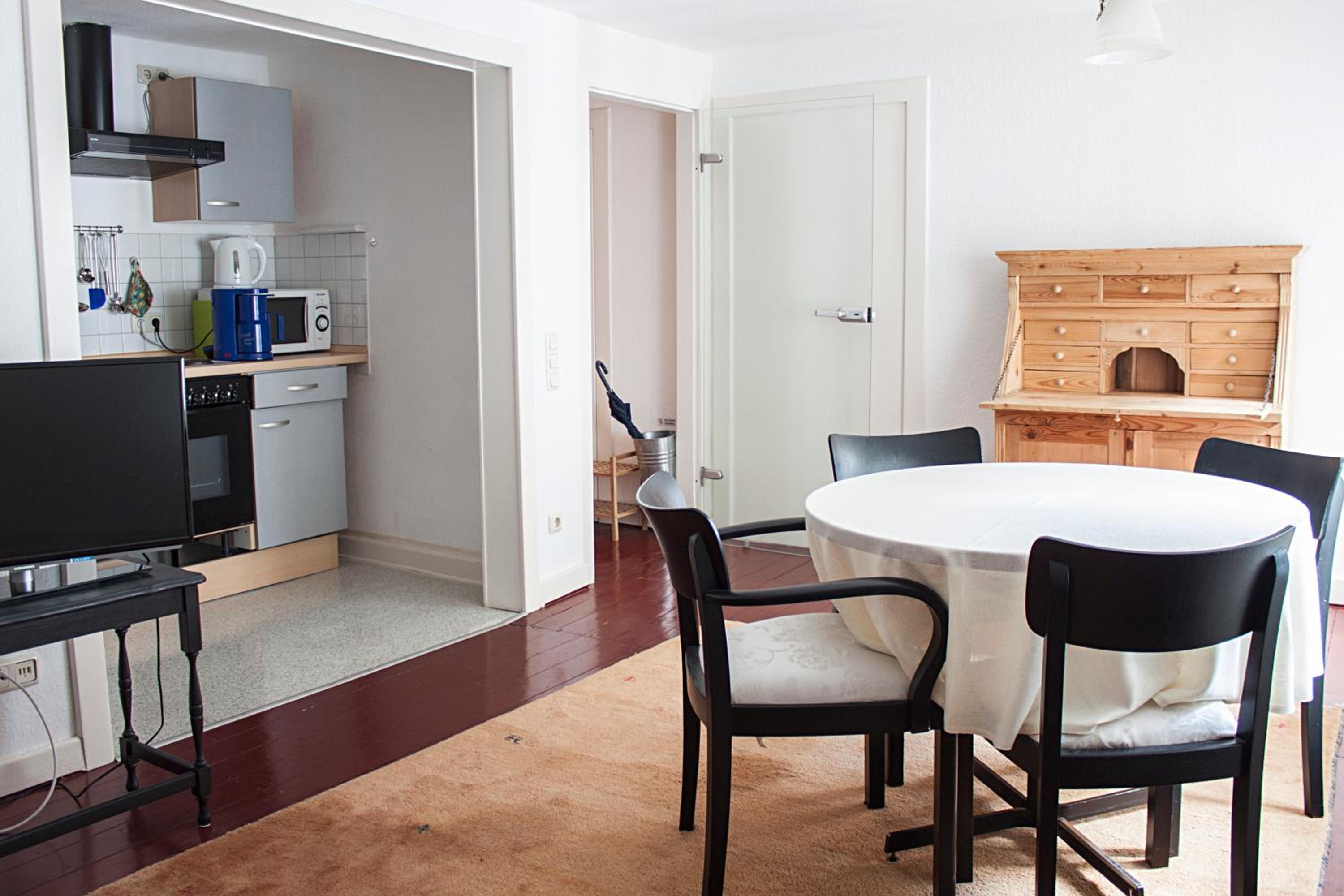 Apartment - Photo 2