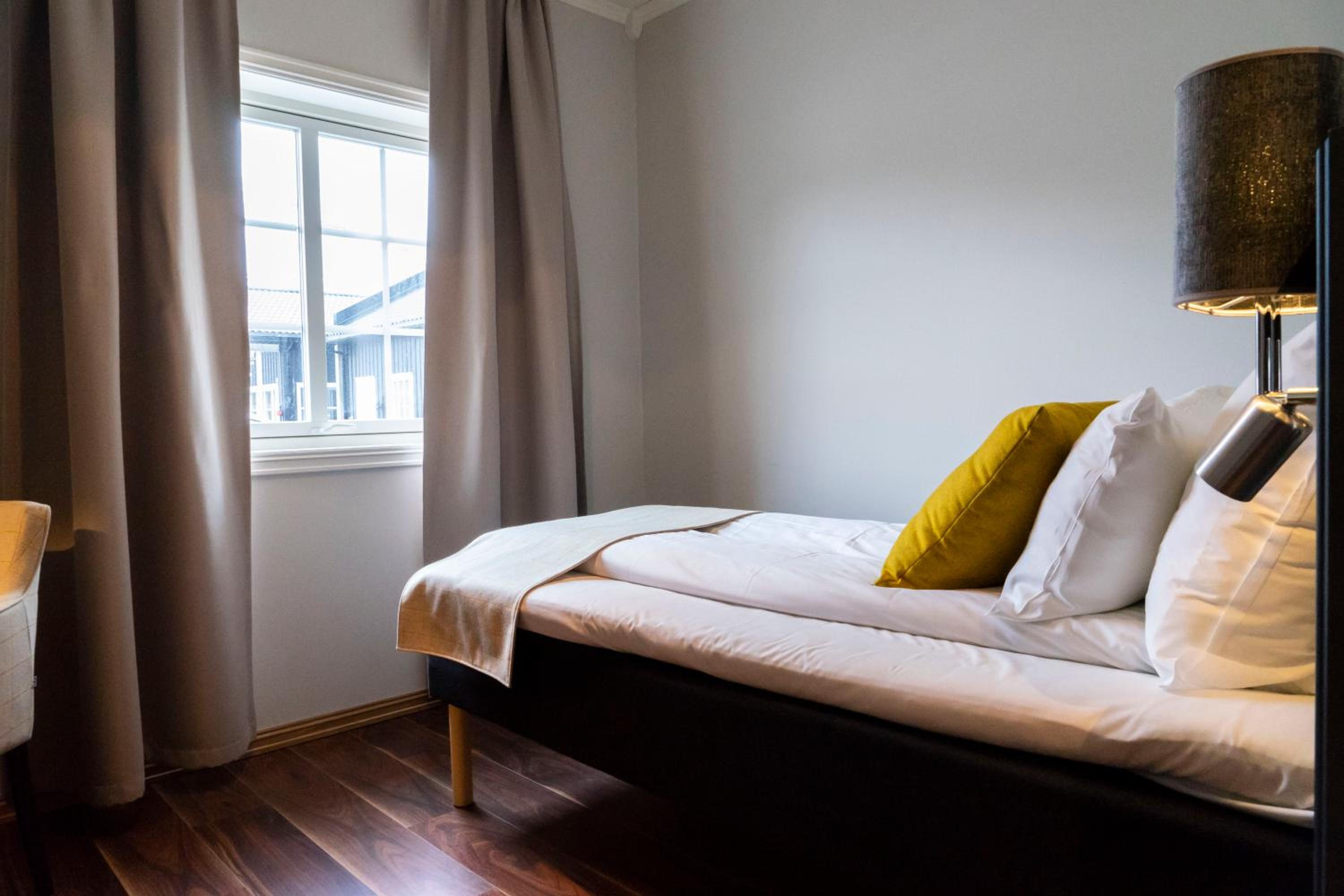 Deluxe Single Room