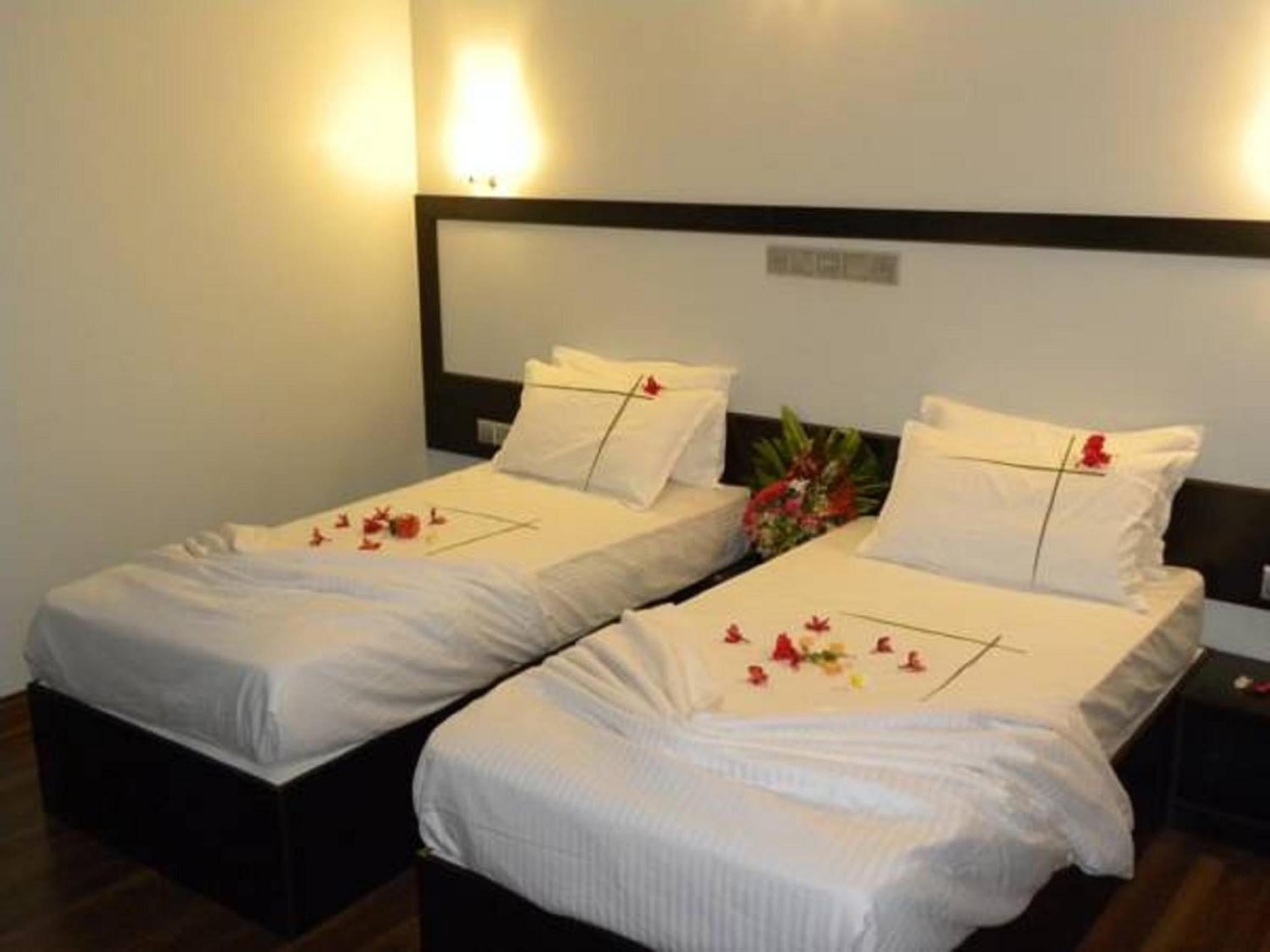 Standard Double or Twin Room photo 3