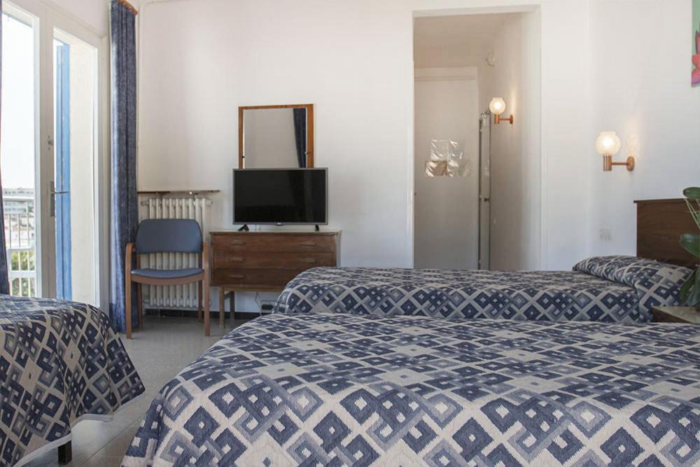 Habitación triple (2 adultos + 1 niño)