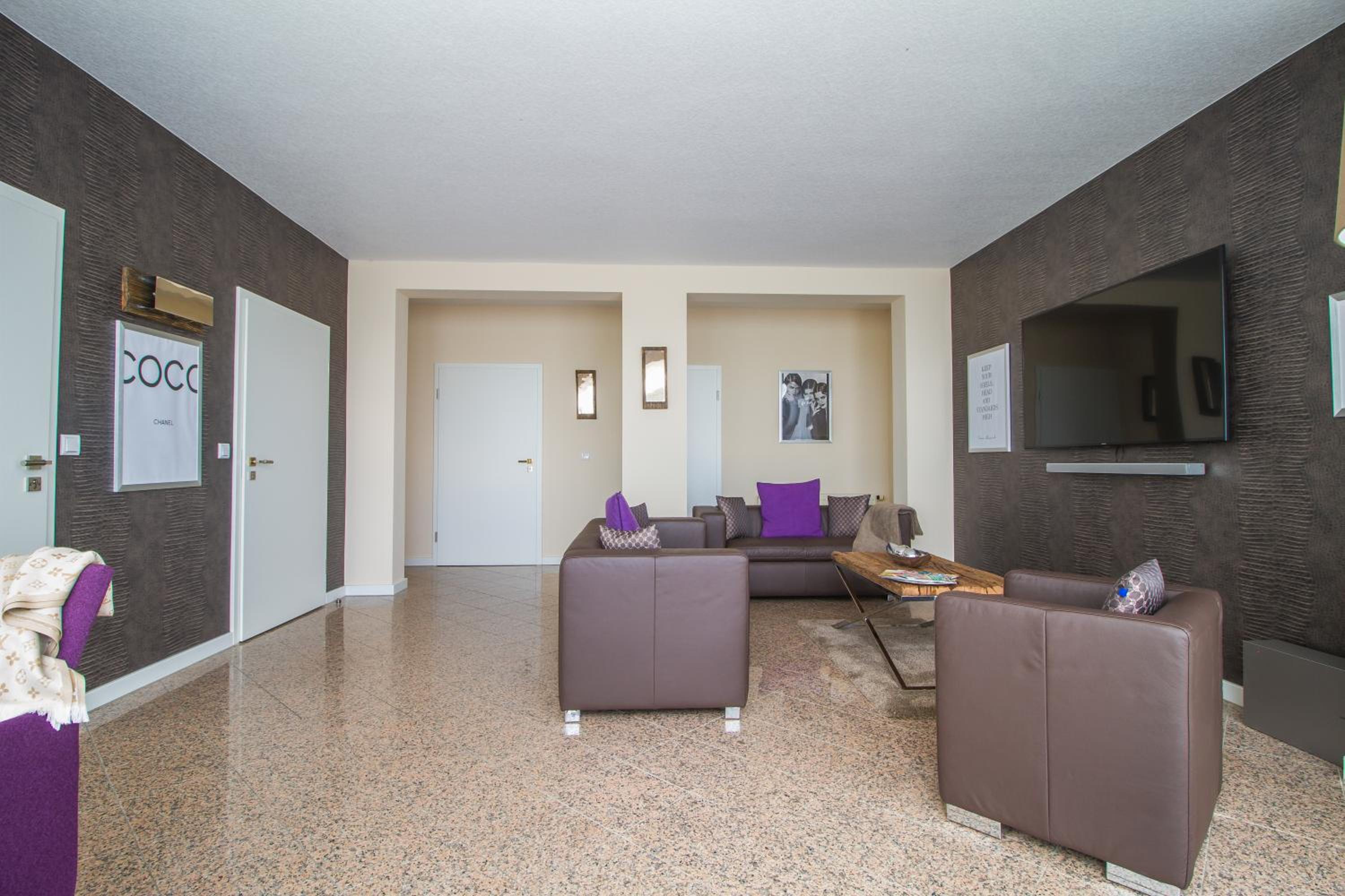 Two-Bedroom Apartment photo 3