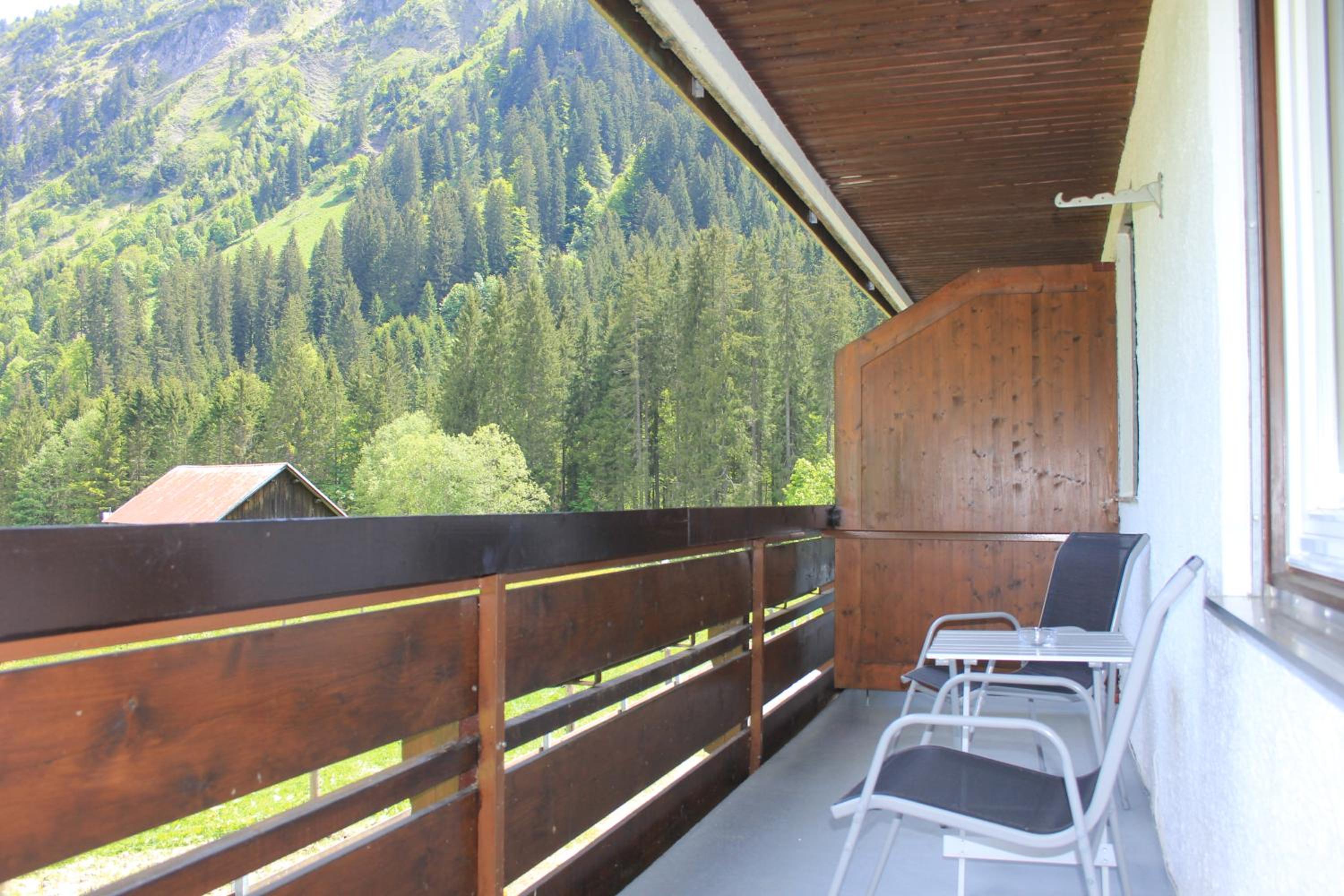 Queen Room With Balcony photo 2