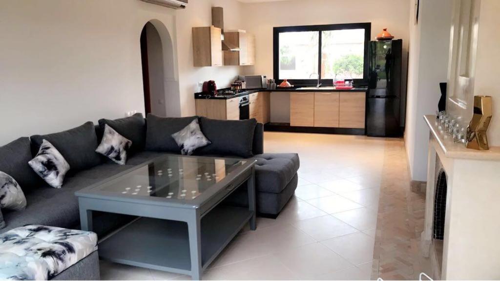 Villa photo 3
