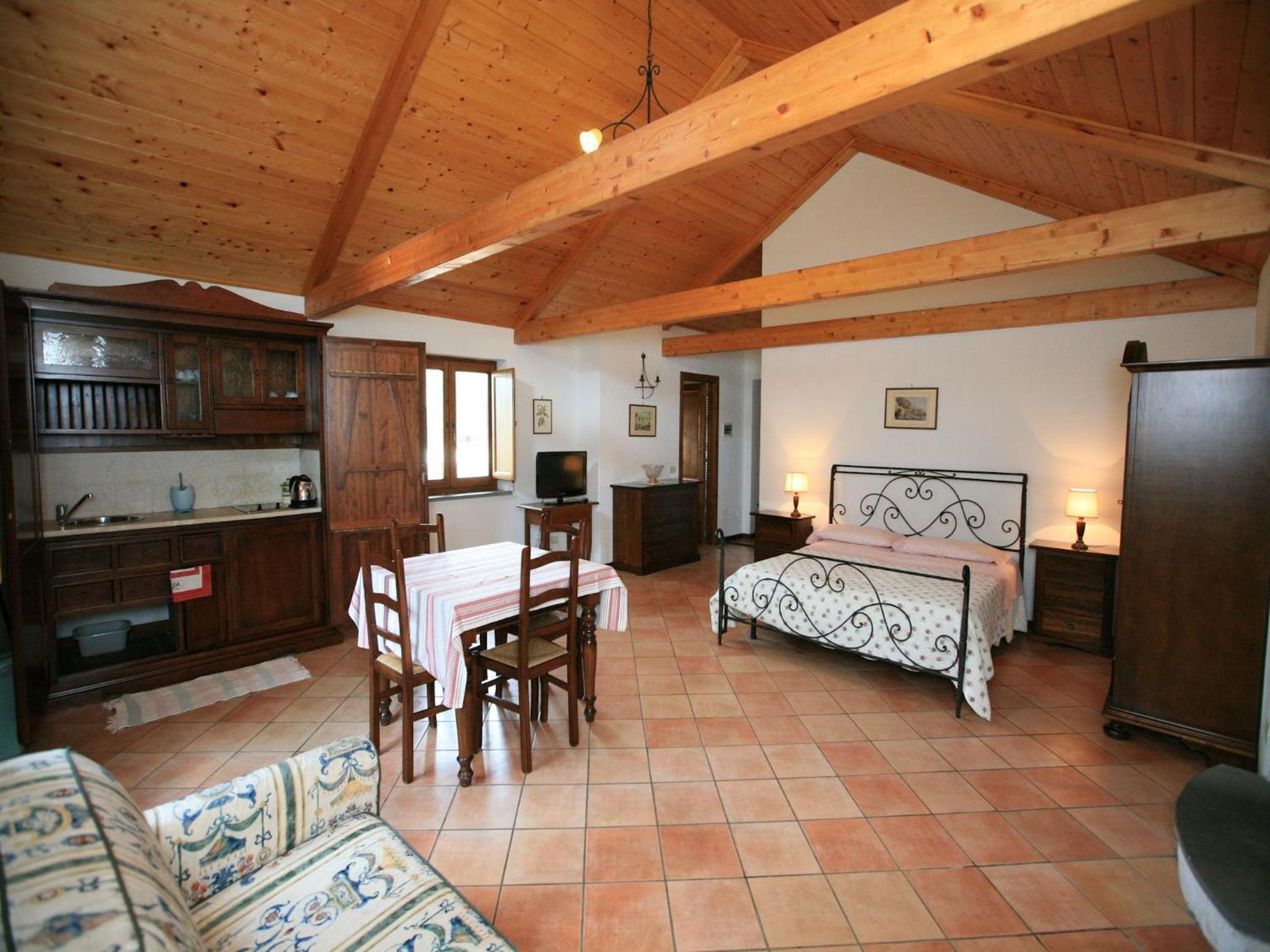 Studio (4 Adults)