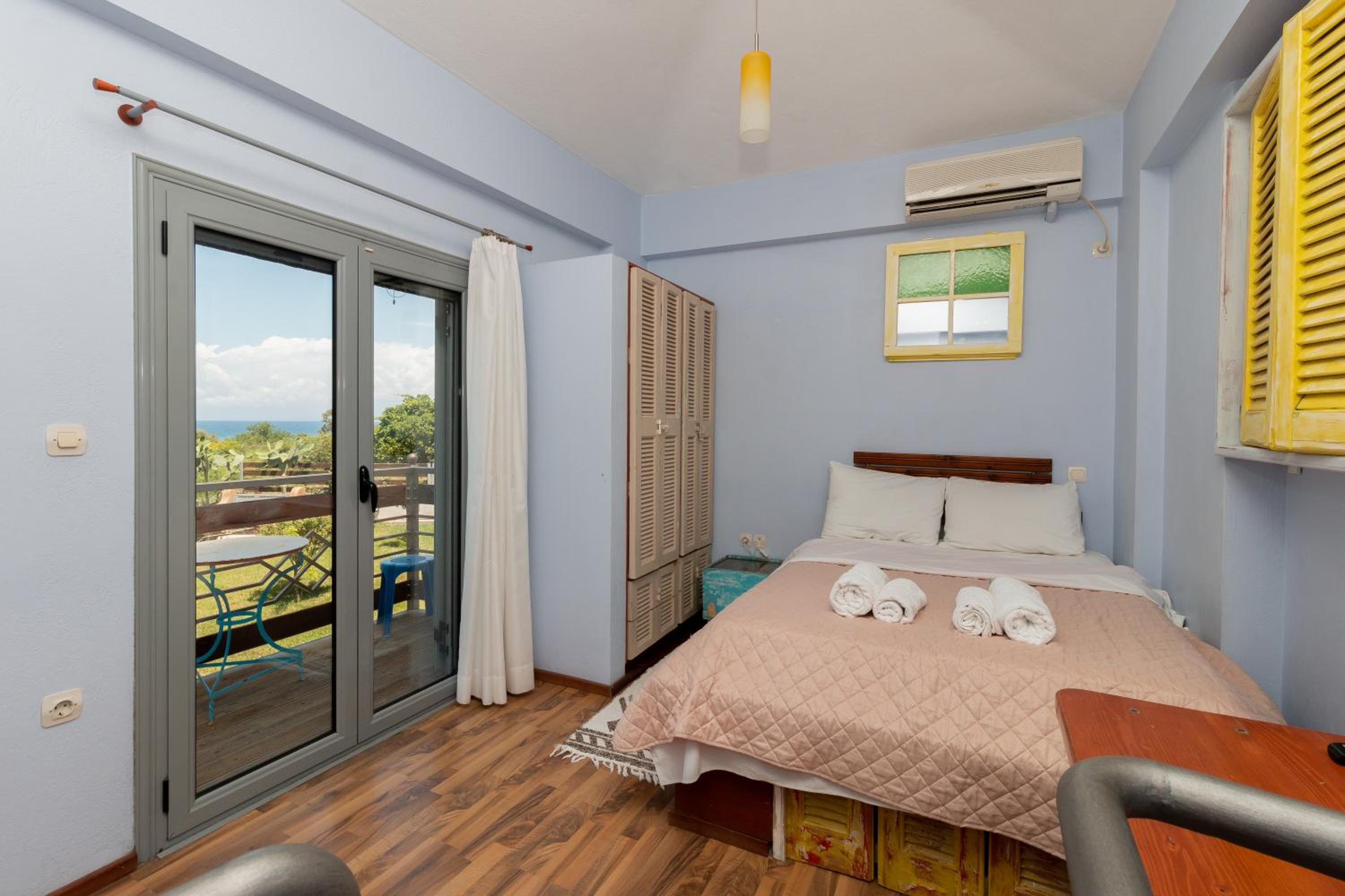 Apartment - Split Level