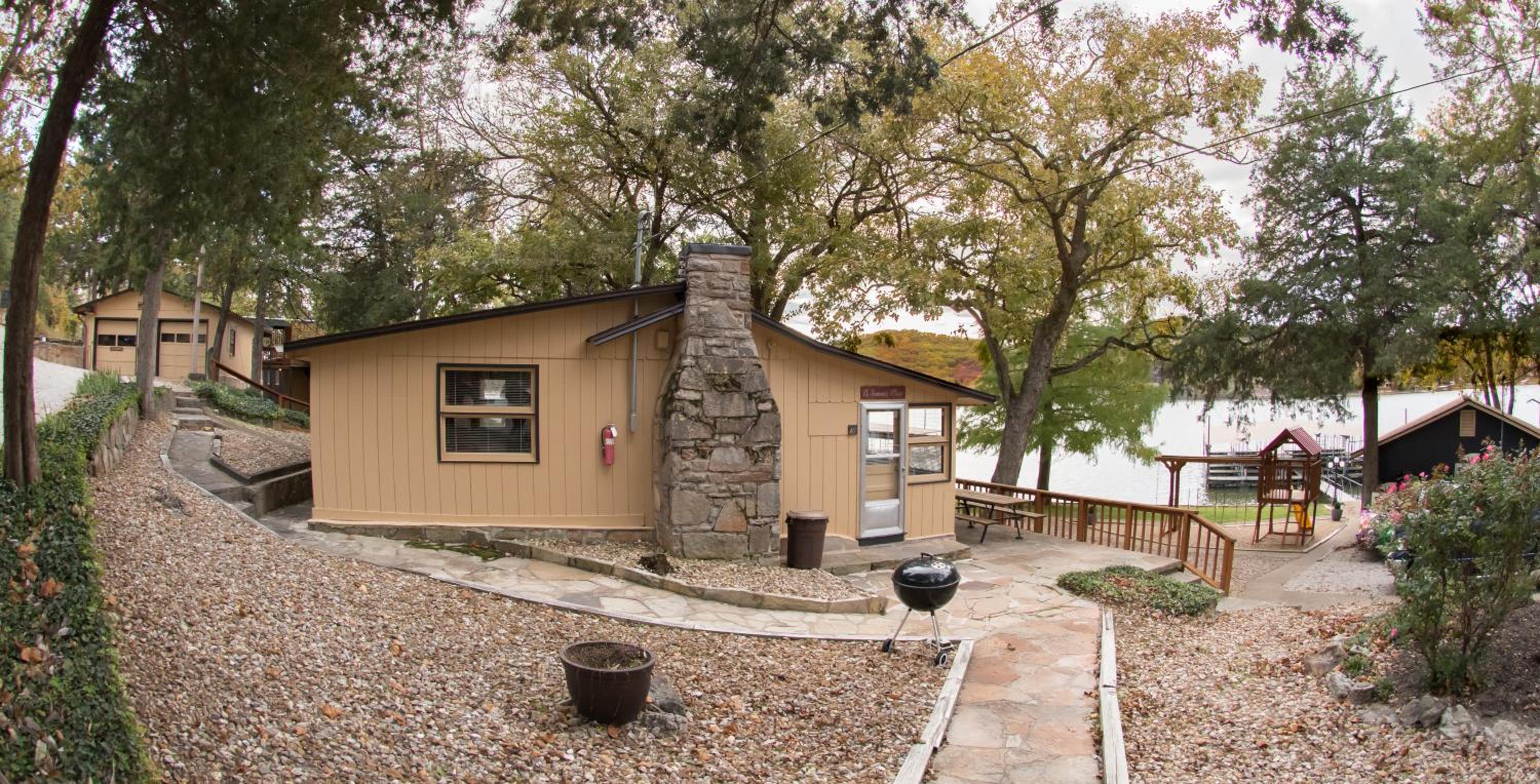 Three-Bedroom Lodge photo 2