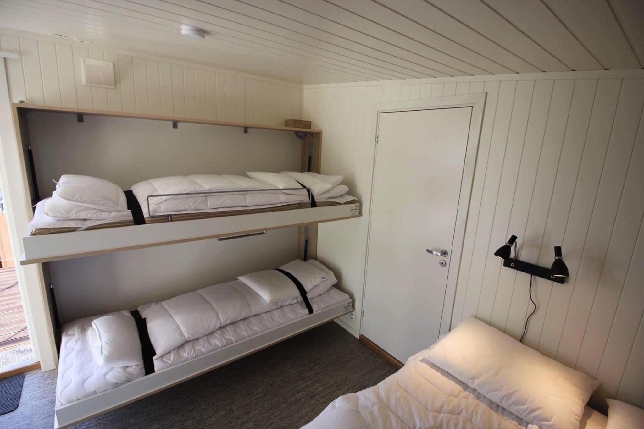 One-Bedroom House - Photo 7