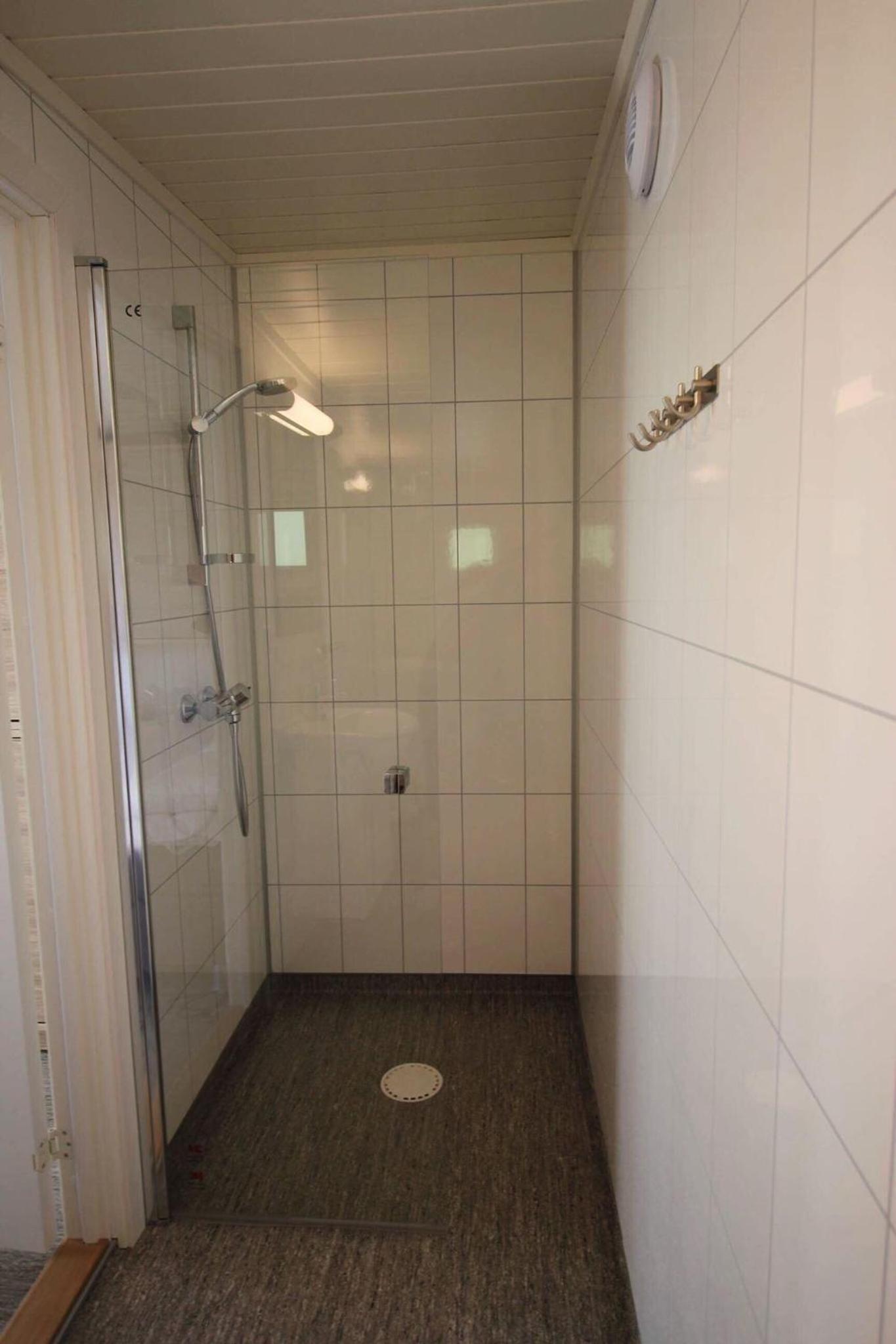 One-Bedroom House - Photo 3