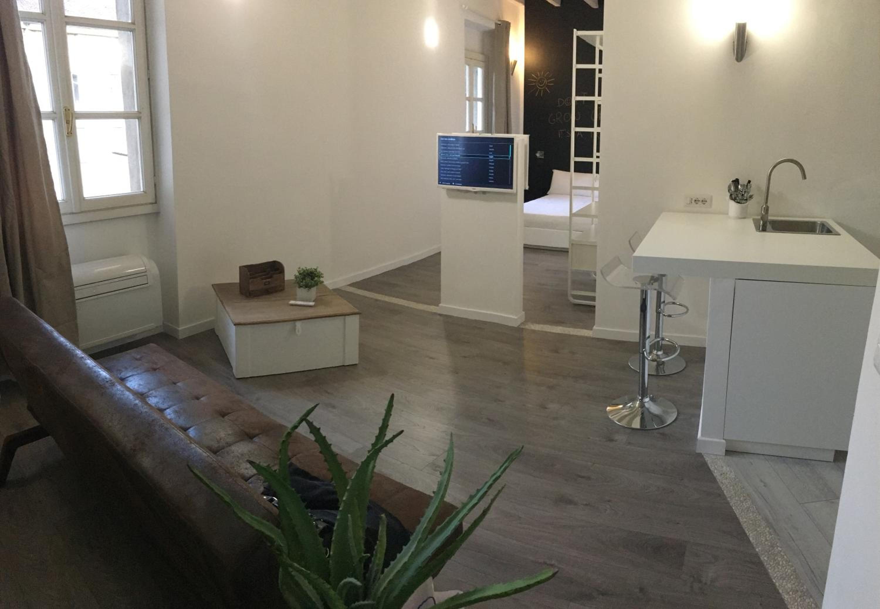 Loft - Photo 9