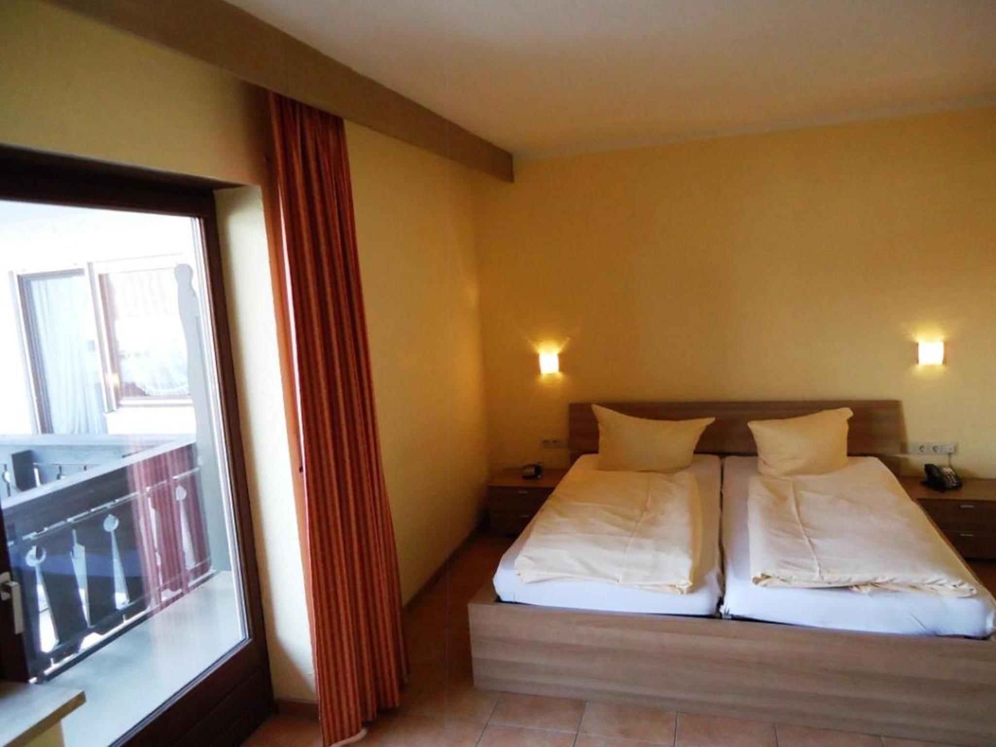 Double Room - Photo 5