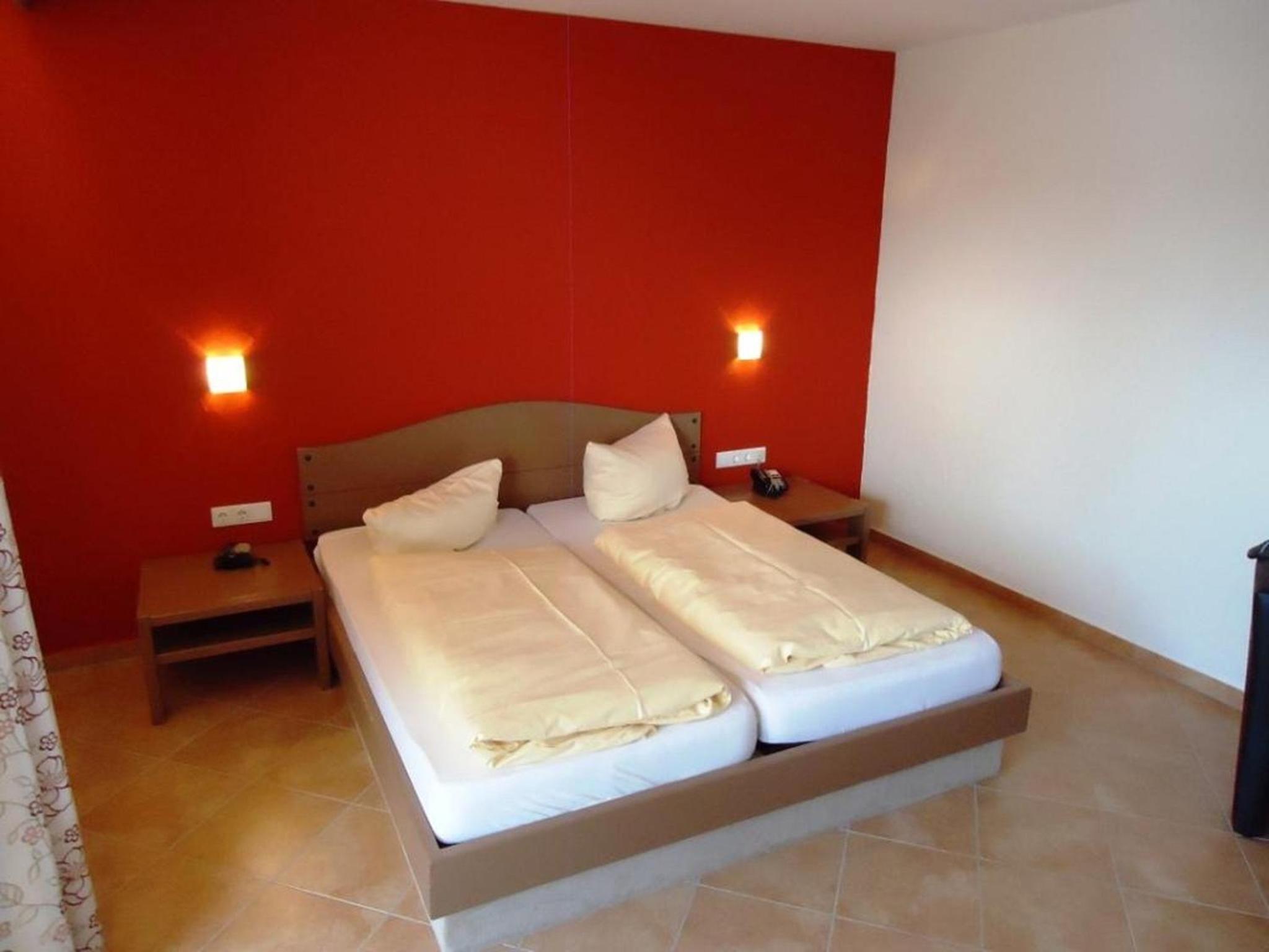 Double Room - Photo 4